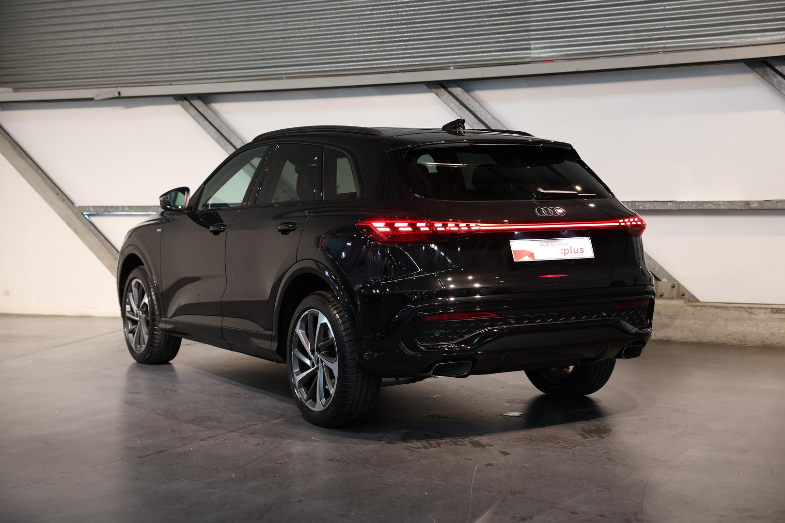 2025 AUDI Q5 FY-GU MY25 TFSI 150kW 7 SP AUTO S-TRONIC 4D WAGON