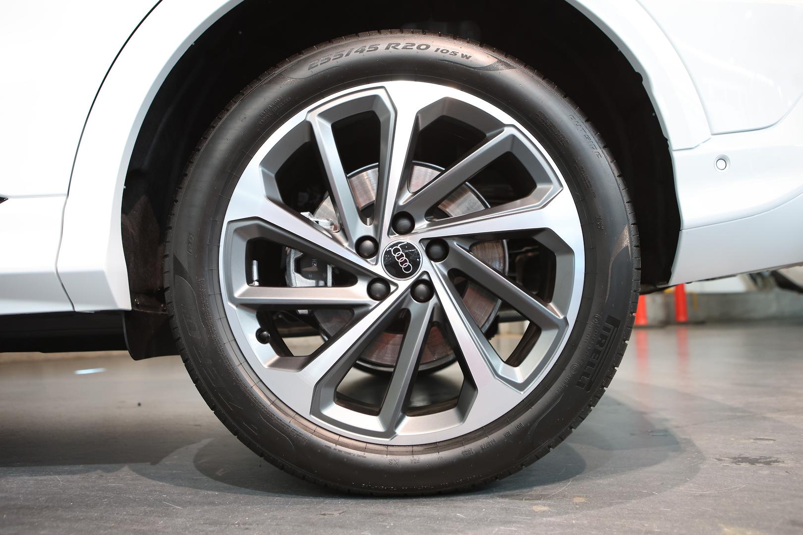 2025 AUDI Q5 GU MY25 TFSI 150kW 7 SP AUTO S-TRONIC 4D SPORTBACK