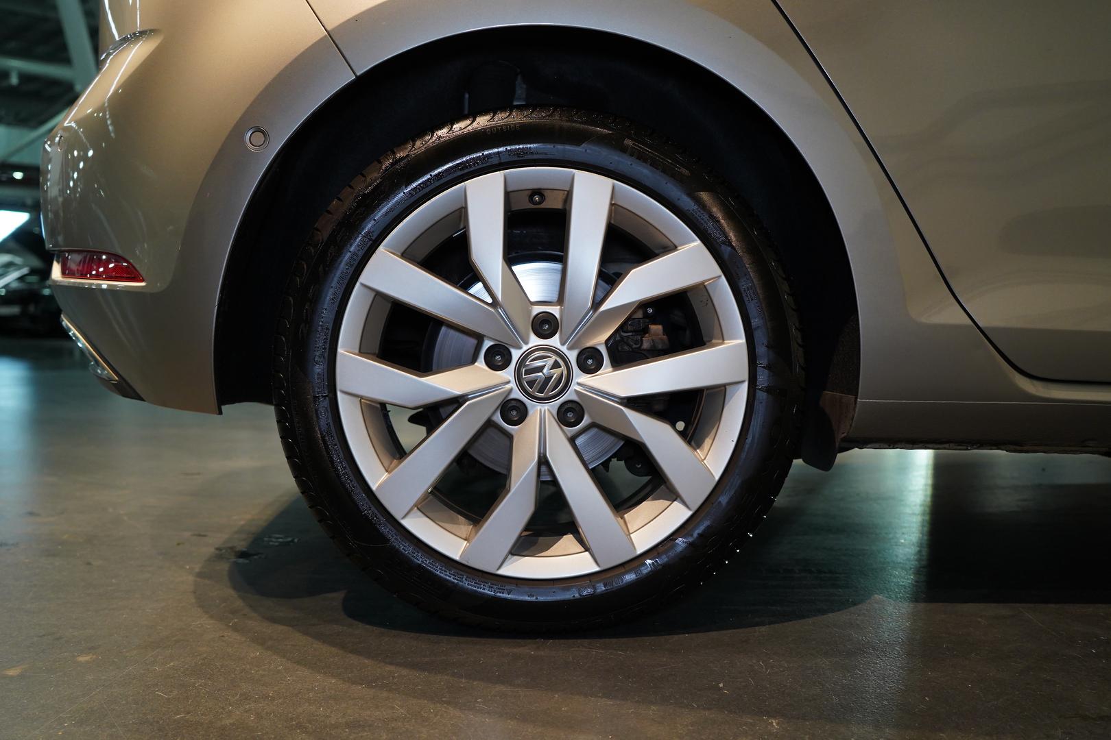 2019 VOLKSWAGEN GOLF AU MY19 110 TSI HIGHLINE 7 SP AUTO DIRECT SHIFT 5D HATCHBACK