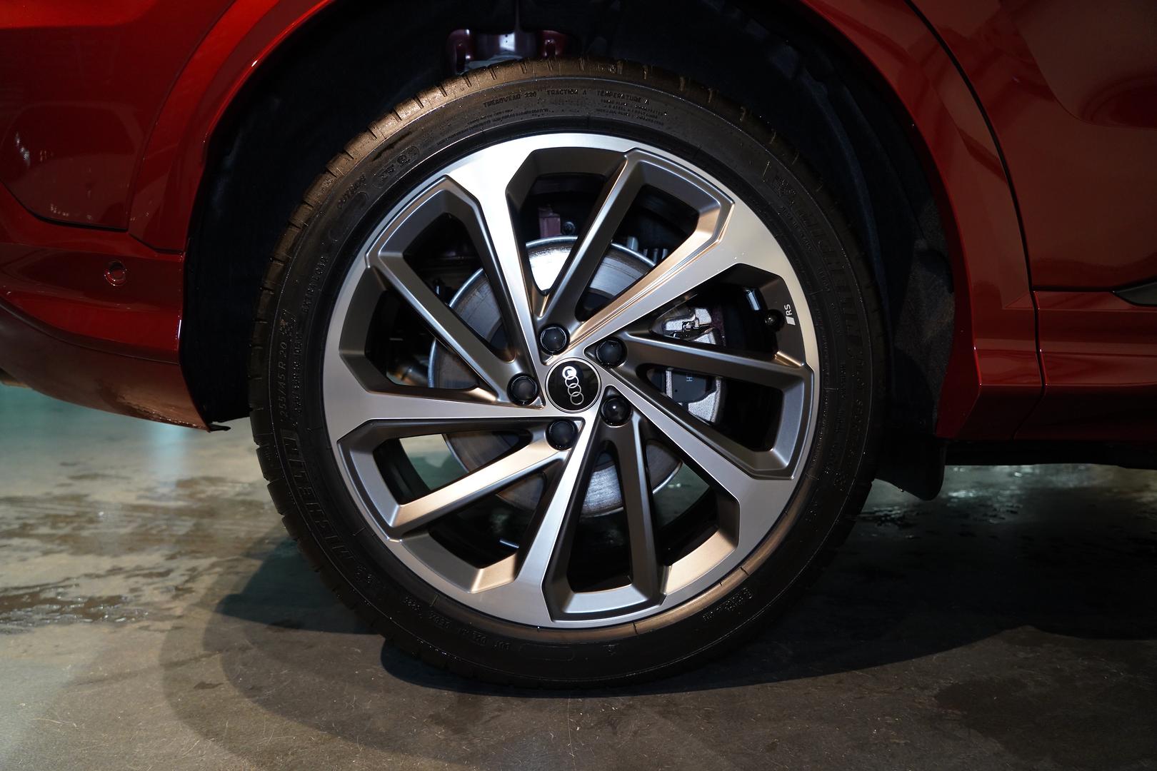 2025 AUDI Q5 FY-GU MY25 TFSI 150kW 7 SP AUTO S-TRONIC 4D WAGON