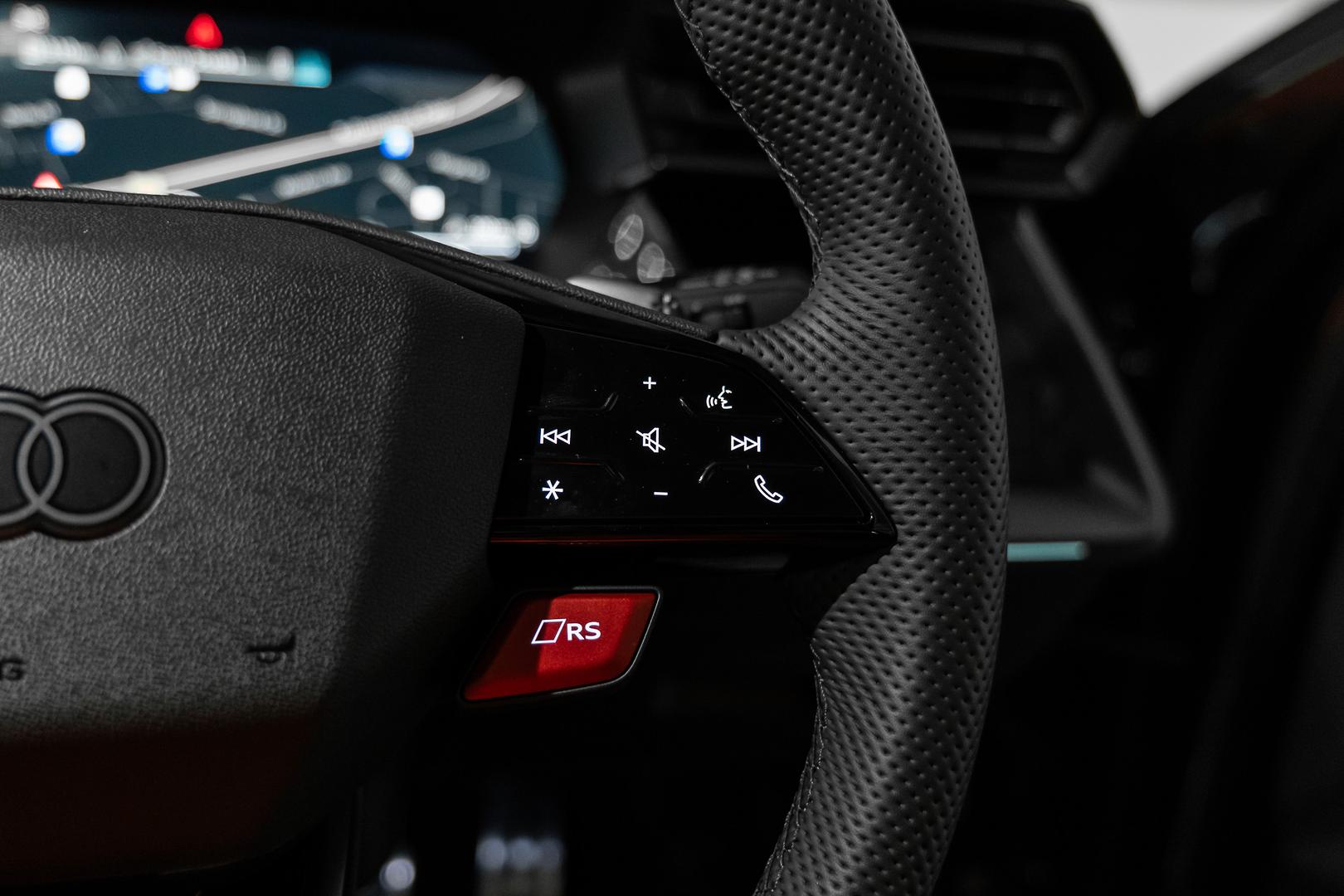2025 AUDI RS 3 8Y MY25 2.5 TFSI S TRONIC 7 SP AUTO S-TRONIC 4D SPORTBACK