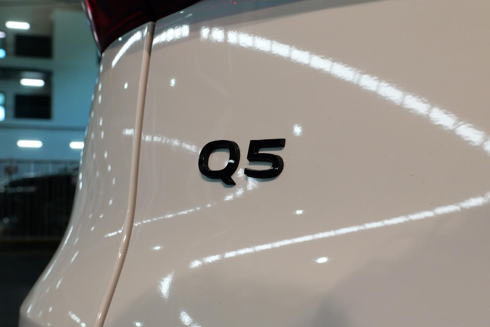 2025 AUDI Q5 FY-GU MY25 TFSI 150kW 7 SP AUTO S-TRONIC 4D WAGON