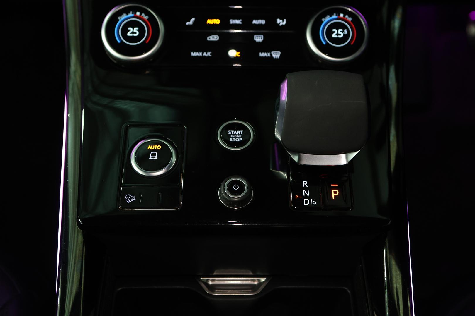 2023 LAND ROVER RANGE ROVER SPORT L461 MY23 D300 SE DYNAMIC (221kW) 8 SP AUTOMATIC 4D WAGON