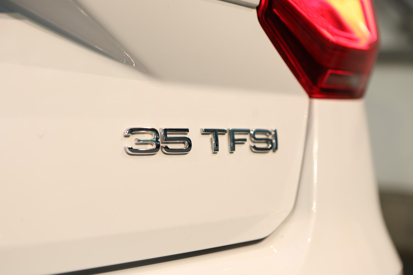 2019 AUDI Q2 GA MY19 35 TFSI DESIGN (1.4 TFSI) 7 SP AUTO S-TRONIC 4D WAGON