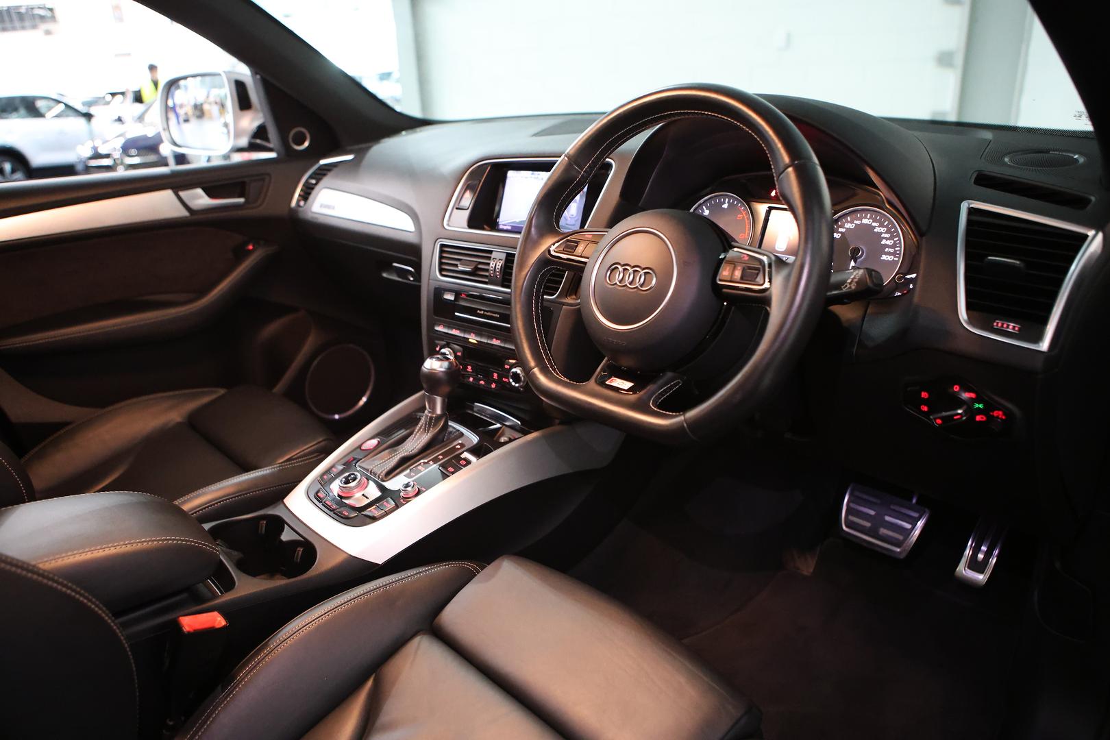 2015 AUDI SQ5 8R MY15 3.0 TDI QUATTRO 8 SP AUTOMATIC 5D WAGON
