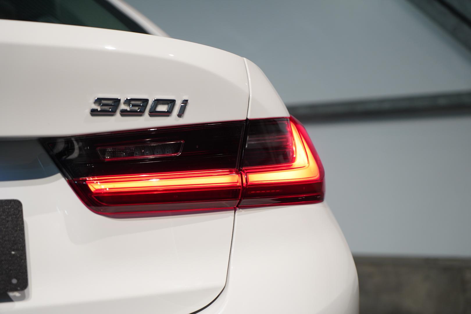 2022 BMW 3 G20 30i LUXURY LINE 8 SP AUTO STEPTRONIC SPRT 4D SEDAN