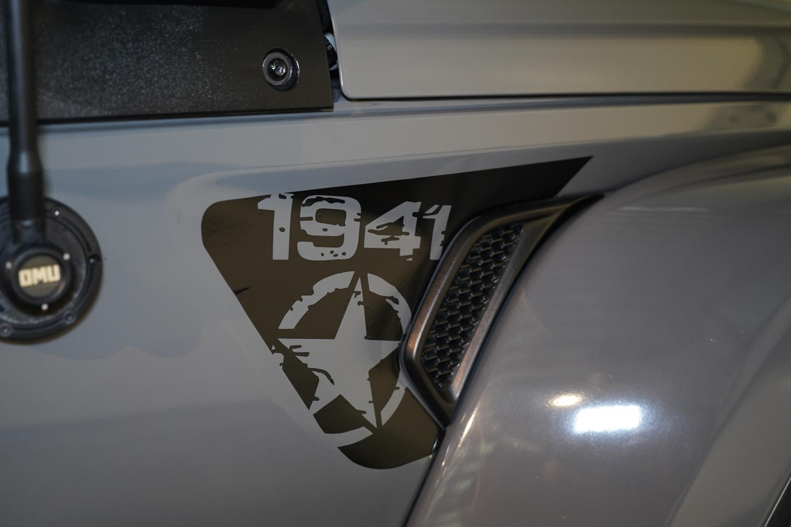 2022 JEEP GLADIATOR JT MY22 NIGHT EAGLE (4x4) 8 SP AUTOMATIC DUAL CAB UTILITY