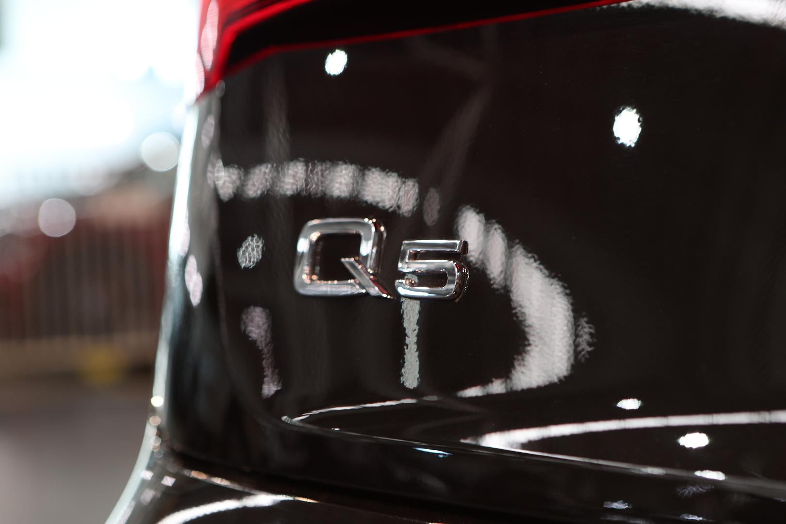 2019 AUDI Q5 FY MY19A 40 TDI QUATTRO SPORT 7 SP AUTO S-TRONIC 4D WAGON