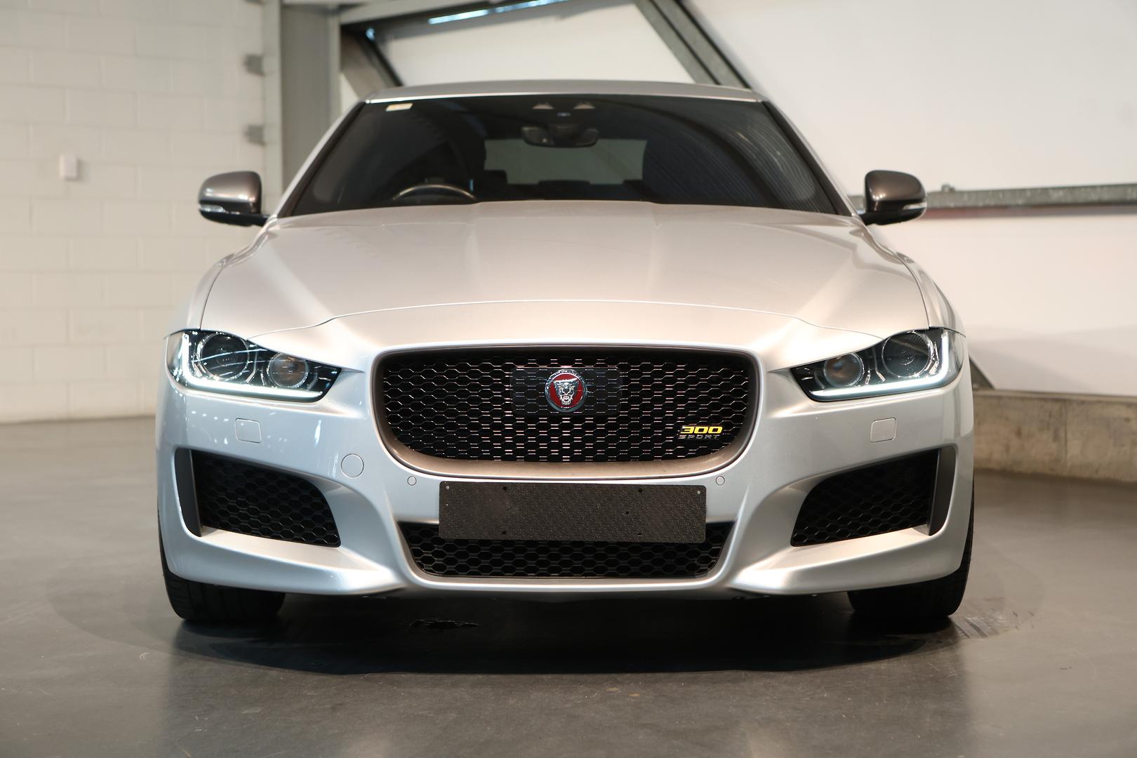 2018 JAGUAR XE X760 MY19 30t (221kW) 300 SPORT 8 SP AUTOMATIC 4D SEDAN