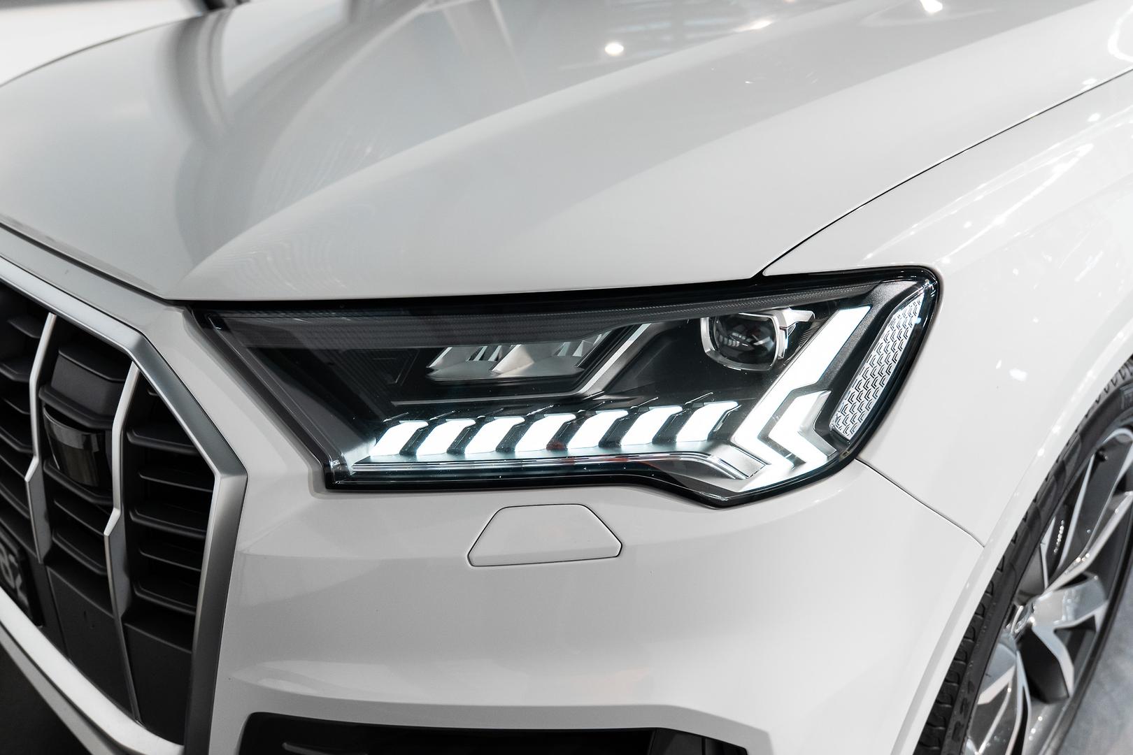 2021 AUDI Q7 4M MY20 45 TDI QUATTRO MHEV 8 SP AUTOMATIC TIPTRONIC 4D WAGON