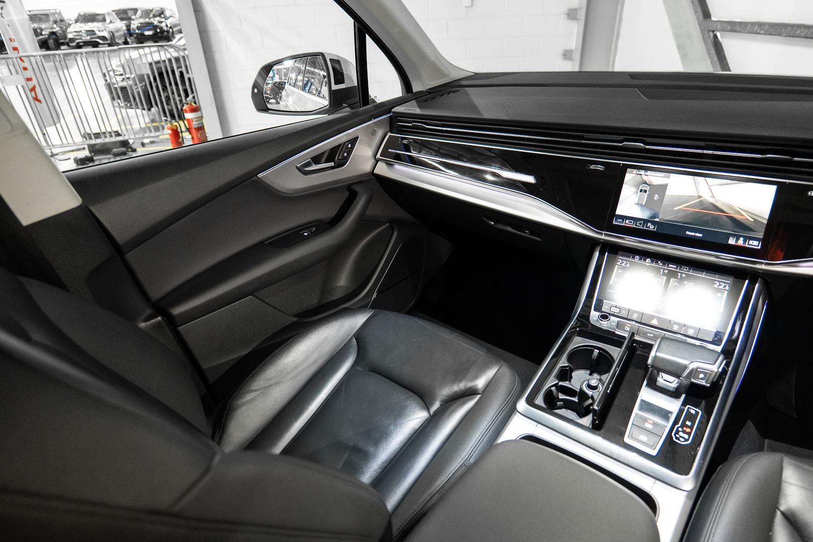 2021 AUDI Q7 4M MY20 45 TDI QUATTRO MHEV 8 SP AUTOMATIC TIPTRONIC 4D WAGON
