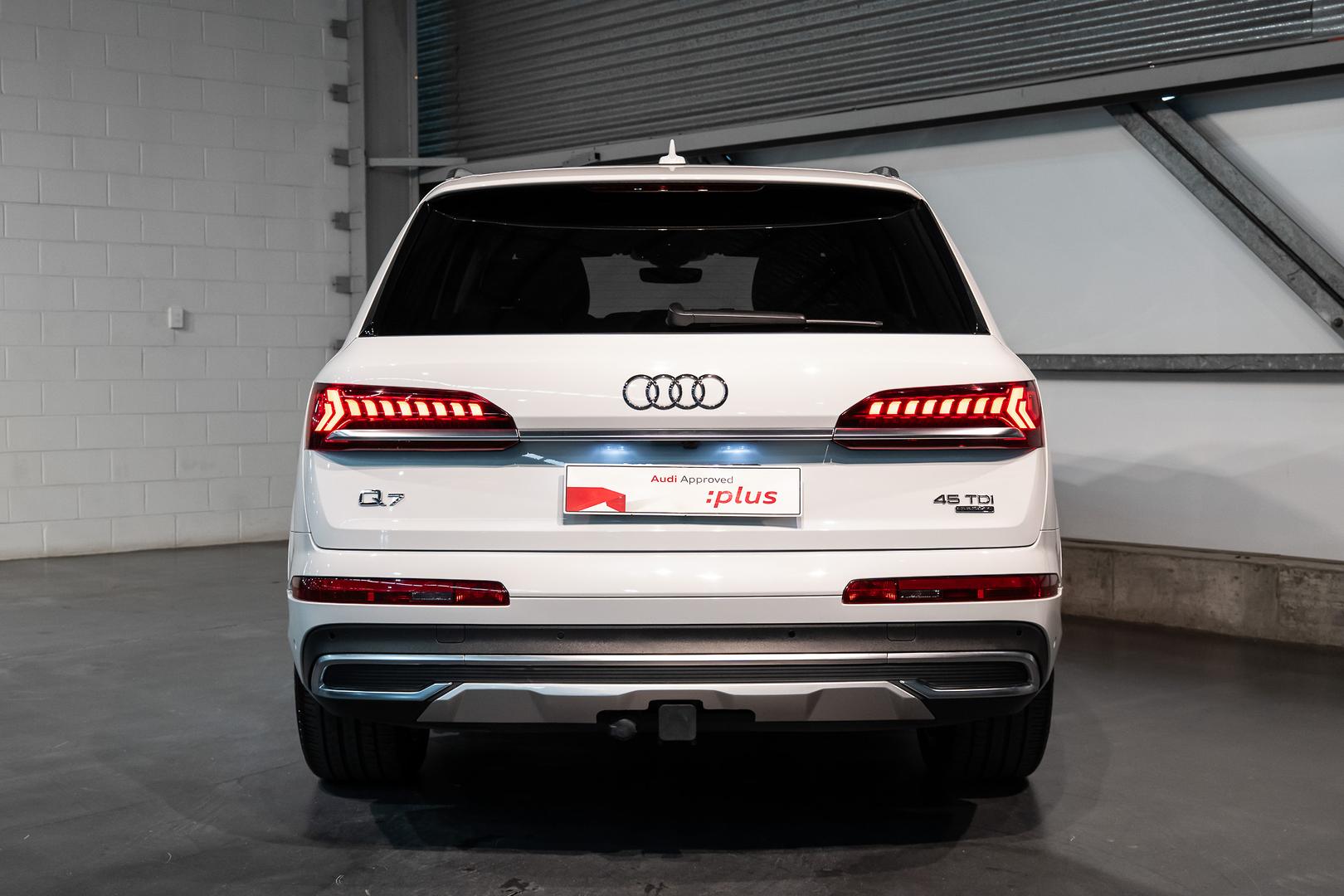 2021 AUDI Q7 4M MY20 45 TDI QUATTRO MHEV 8 SP AUTOMATIC TIPTRONIC 4D WAGON