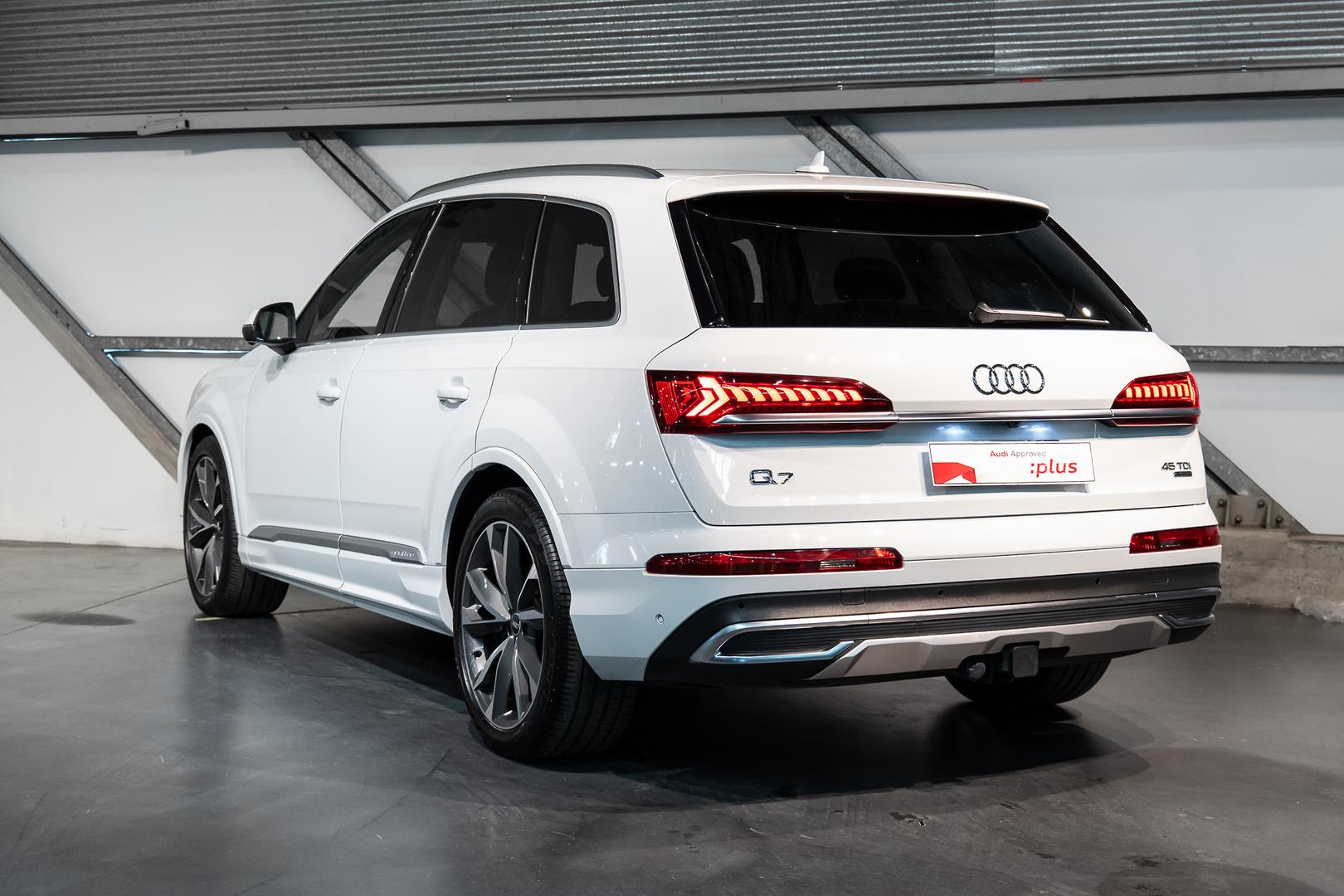 2021 AUDI Q7 4M MY20 45 TDI QUATTRO MHEV 8 SP AUTOMATIC TIPTRONIC 4D WAGON