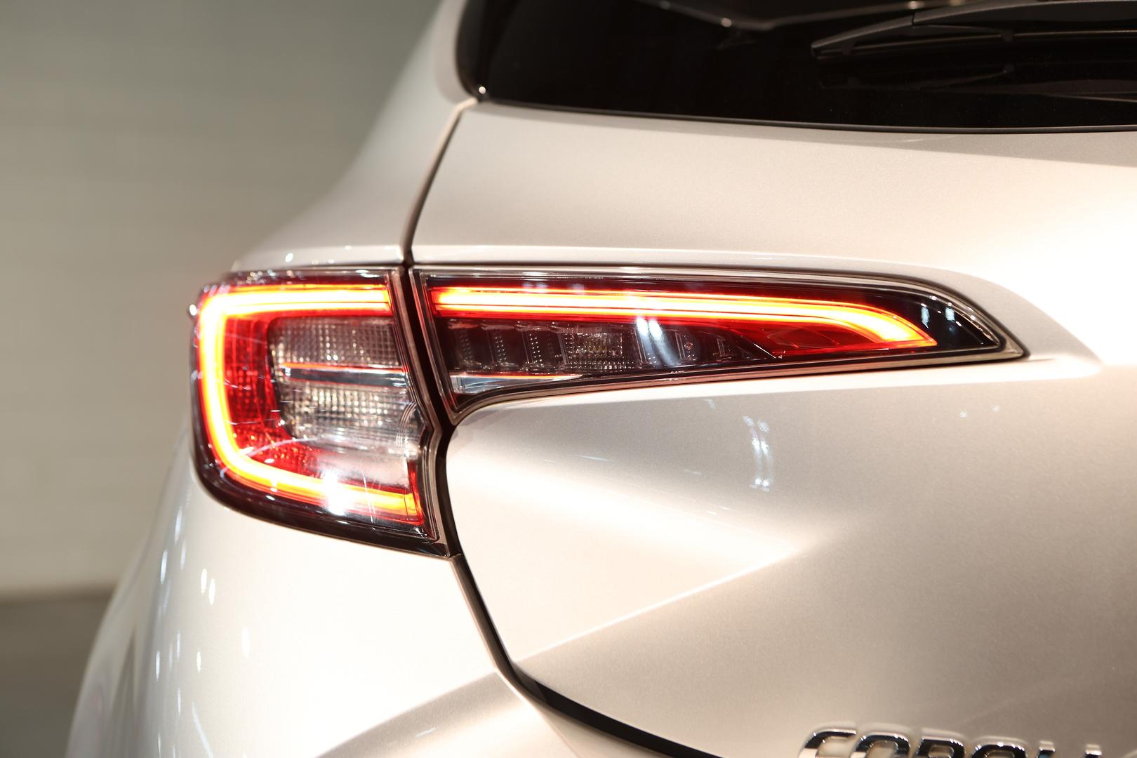 2020 TOYOTA COROLLA ZWE211R ZR HYBRID CONTINUOUS VARIABLE 5D HATCHBACK
