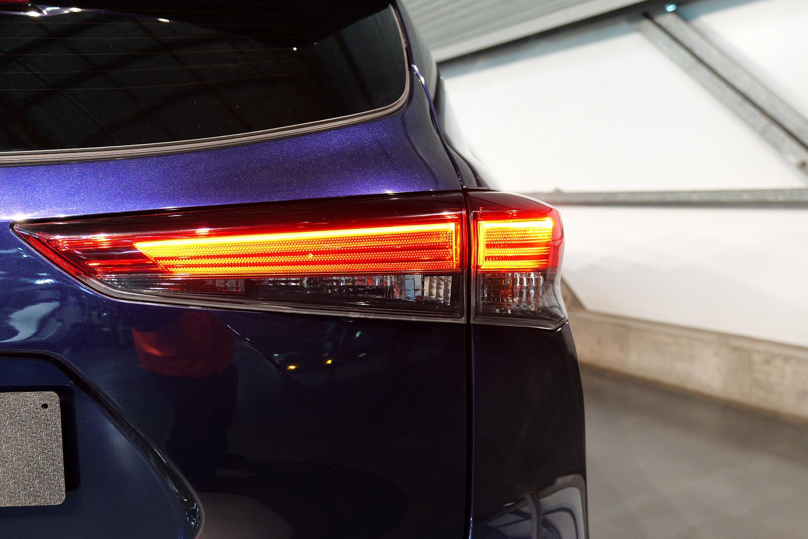 2021 TOYOTA KLUGER AXUH78R GXL HYBRID AWD CONTINUOUS VARIABLE 5D WAGON