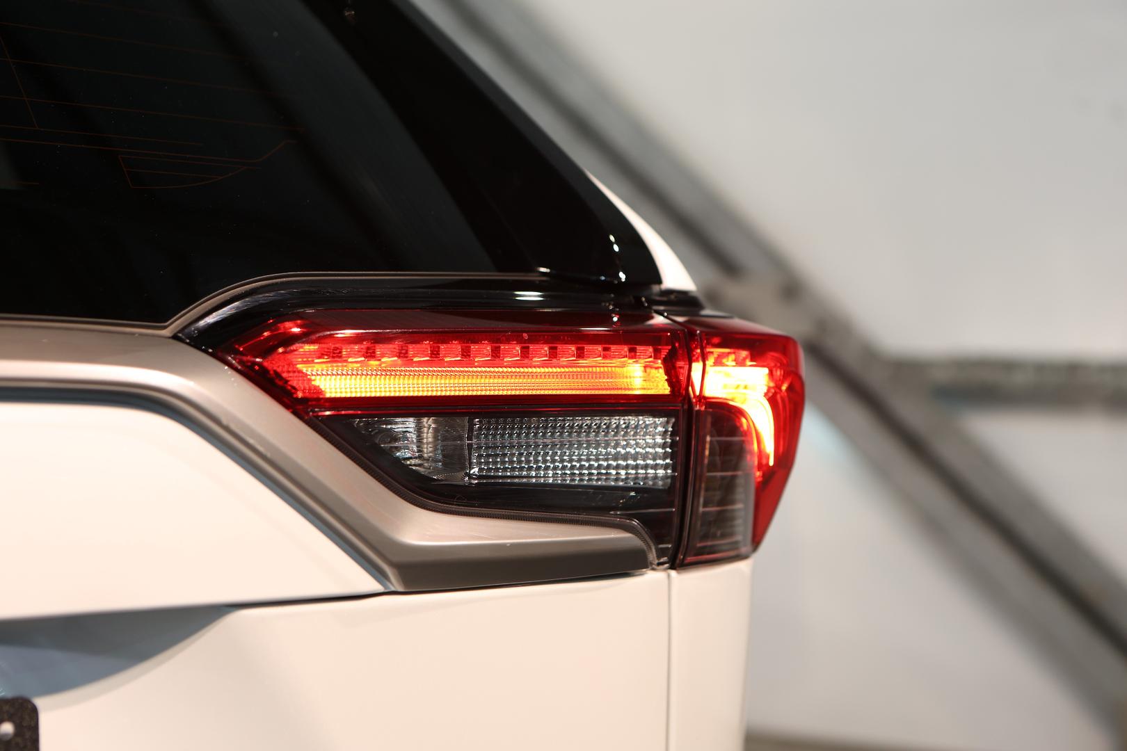 2025 TOYOTA RAV4 AXAH52R XSE (2WD) HYBRID PREMIUM PAINT CONTINUOUS VARIABLE 5D WAGON