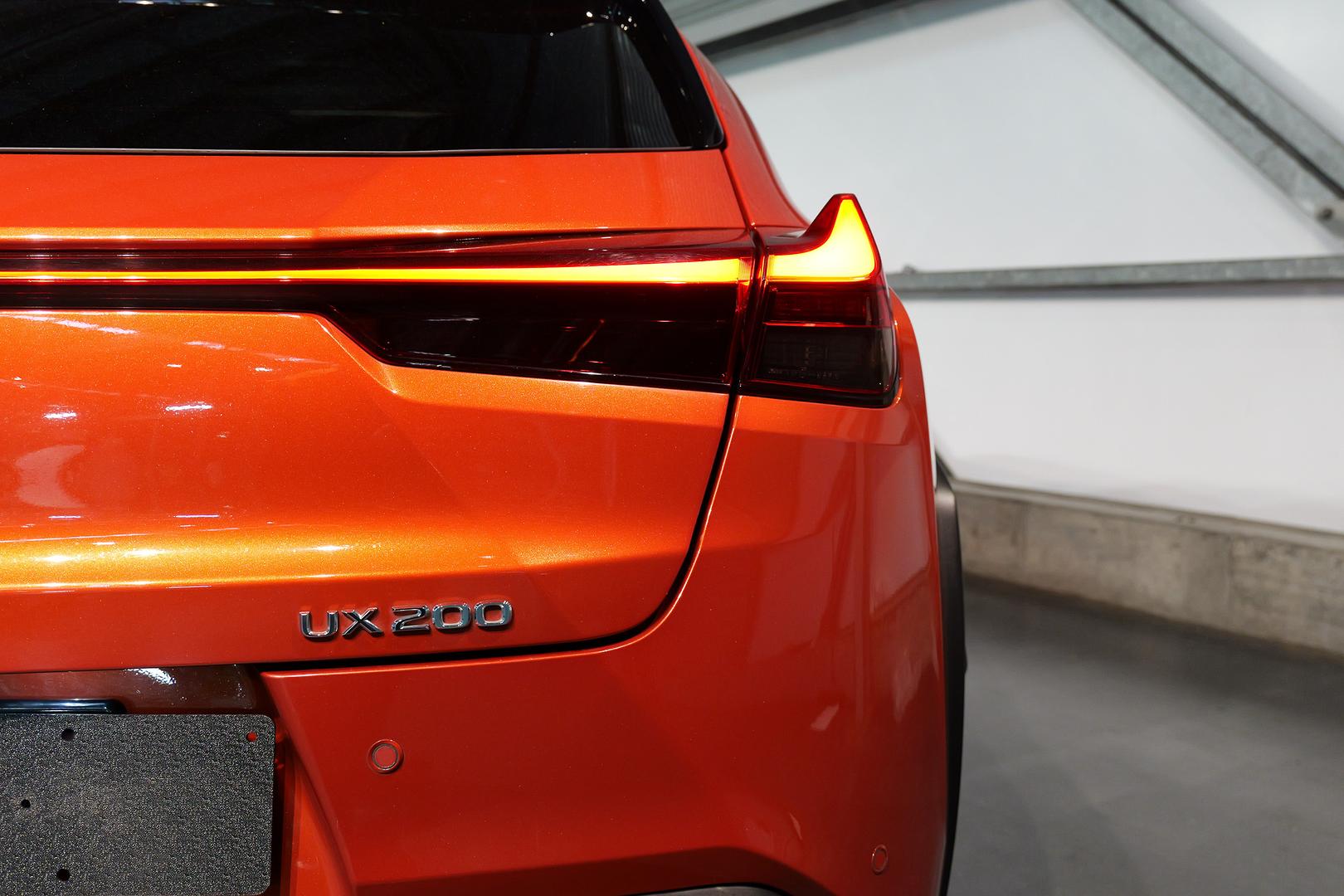 2019 LEXUS UX200 MZAA10R F SPORT CONTINUOUS VARIABLE 4D WAGON