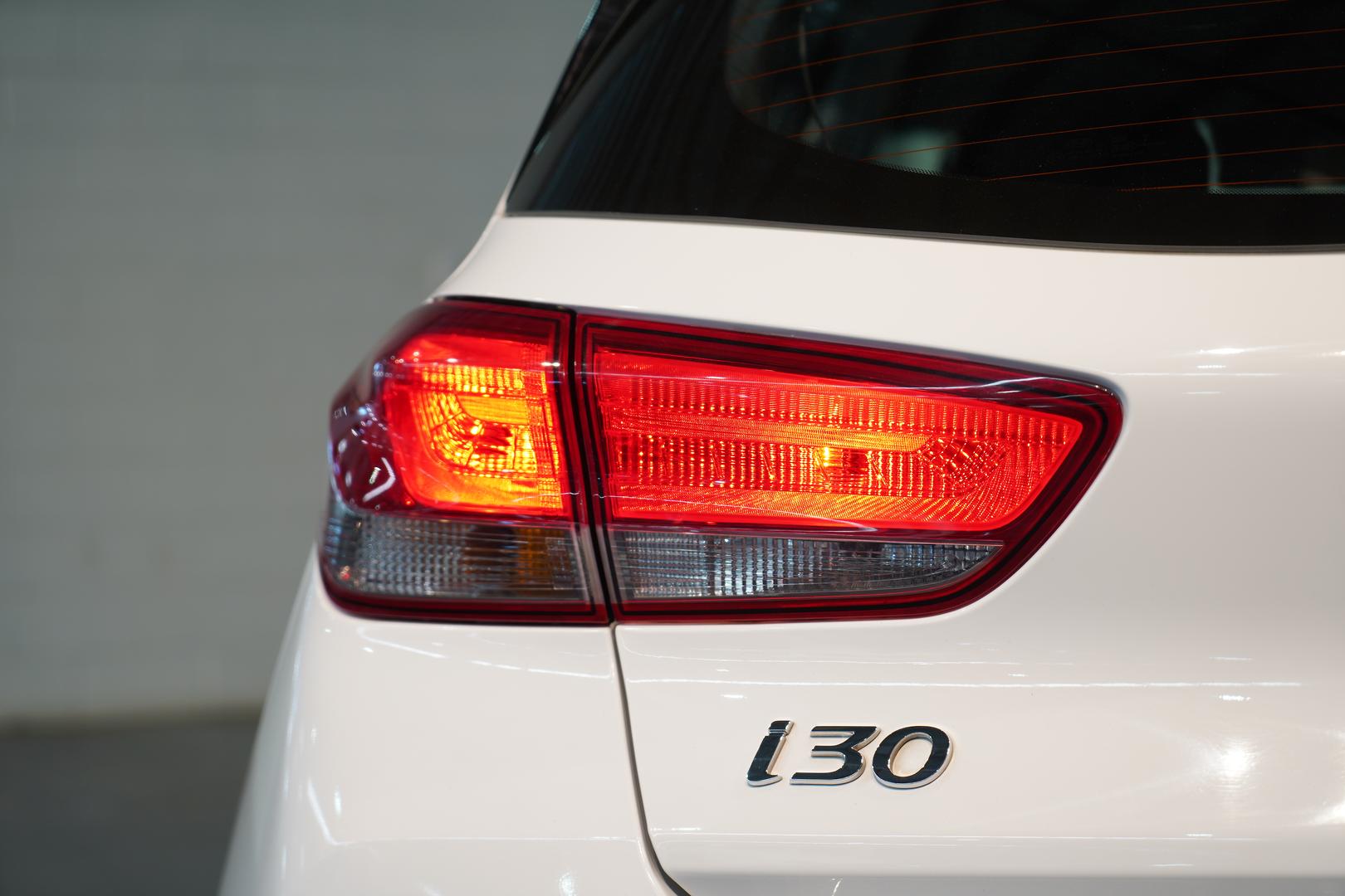 2020 HYUNDAI i30 PD.V4 MY21 ACTIVE 6 SP AUTOMATIC 4D HATCHBACK