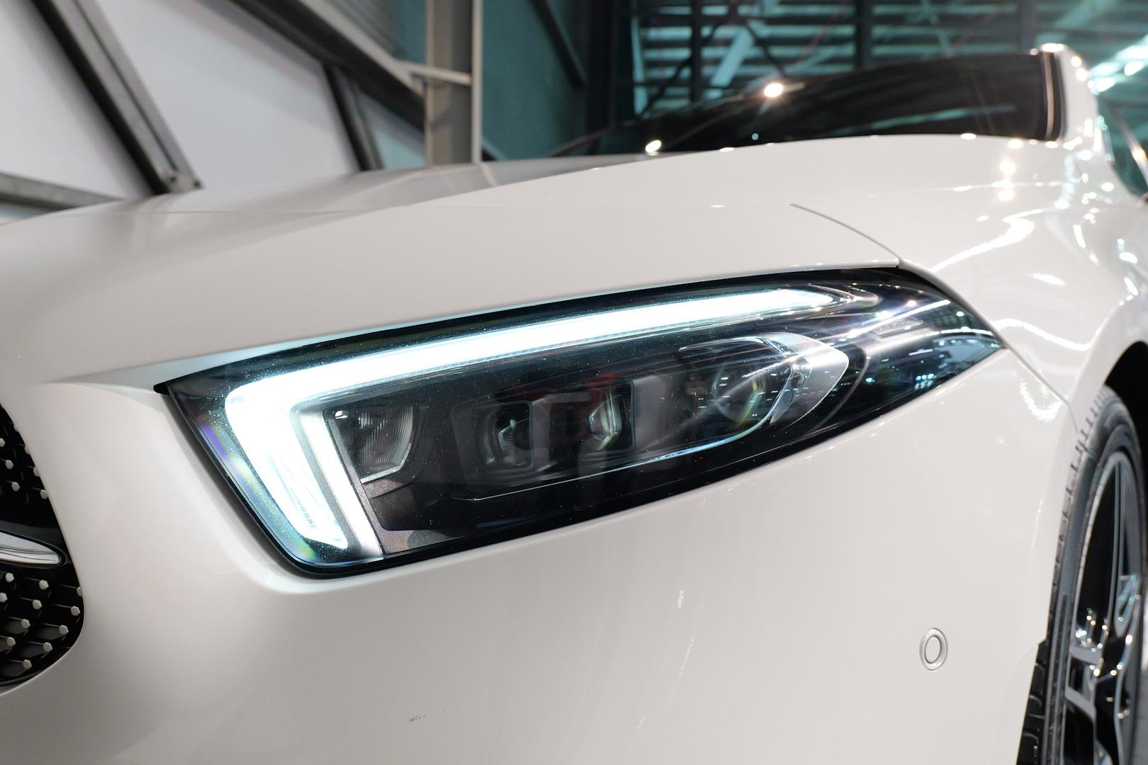 2019 MERCEDES-BENZ A200 V177 MY20 7 SP AUTO DUAL CLUTCH 4D SEDAN