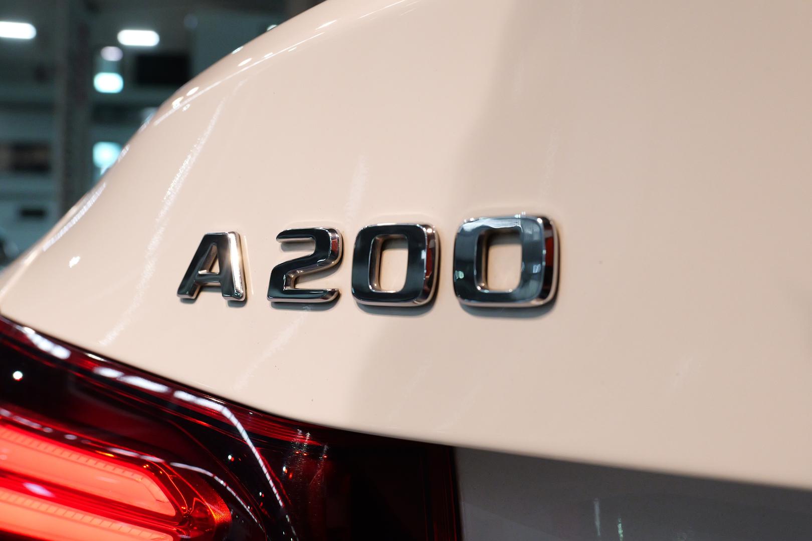 2019 MERCEDES-BENZ A200 V177 MY20 7 SP AUTO DUAL CLUTCH 4D SEDAN