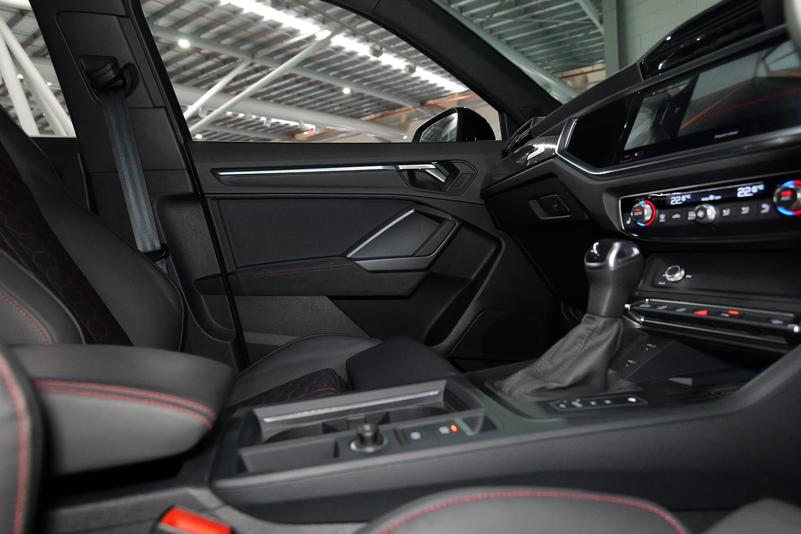 2024 AUDI RS Q3 F3 MY23 2.5 TFSI QUATTRO 7 SP AUTO S-TRONIC 4D WAGON