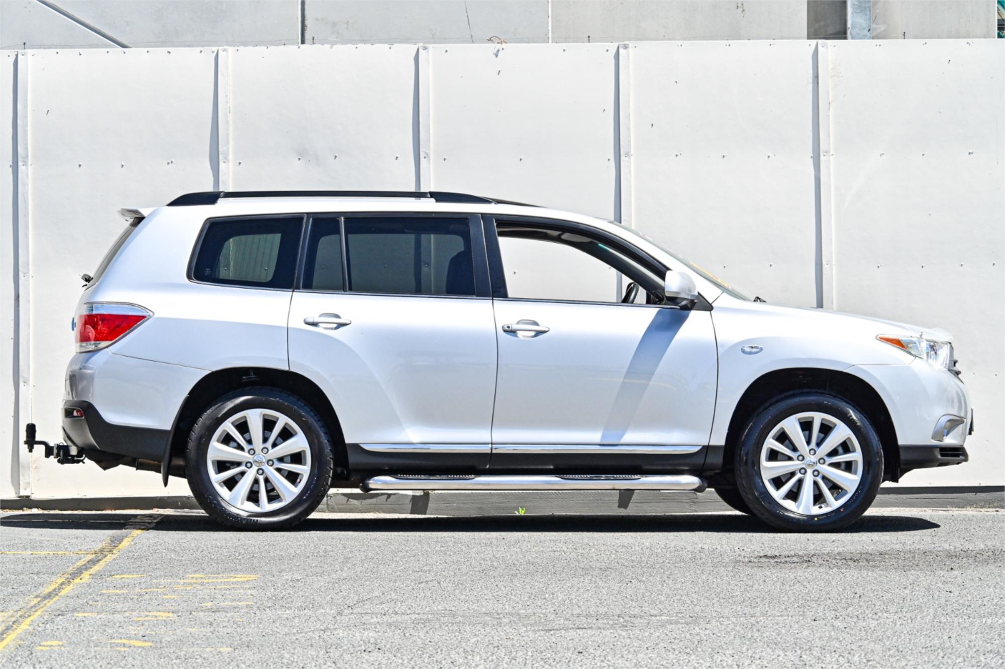2012 TOYOTA KLUGER GSU40R MY11 UPGRADE ALTITUDE (FWD) 7 SEAT 5 SP AUTOMATIC 4D WAGON