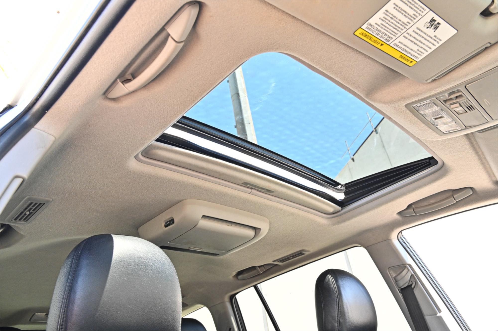 2012 TOYOTA KLUGER GSU40R MY11 UPGRADE ALTITUDE (FWD) 7 SEAT 5 SP AUTOMATIC 4D WAGON