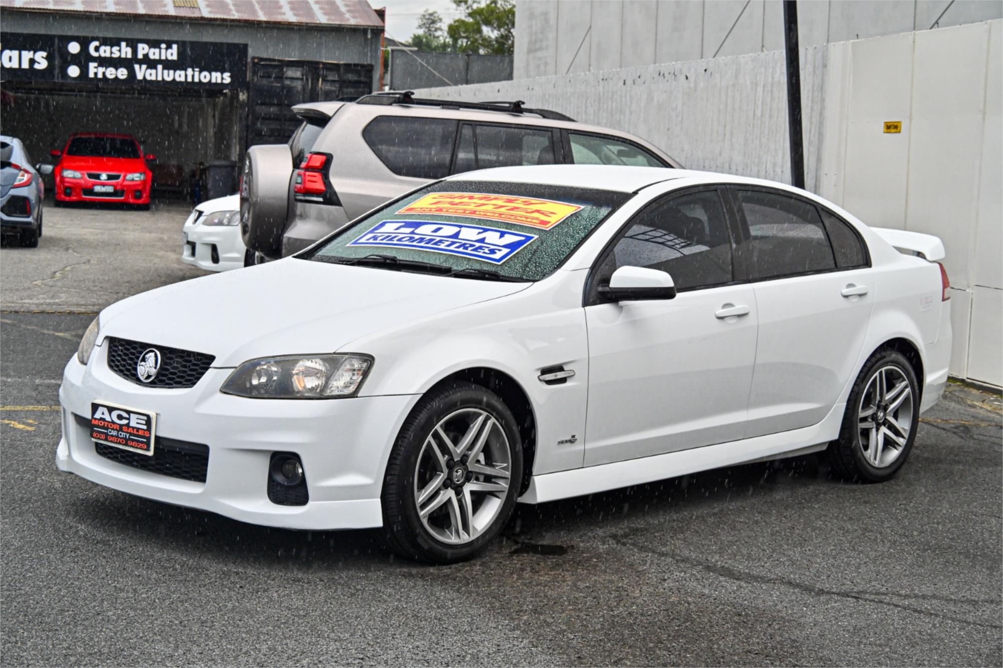 2011 HOLDEN COMMODORE VE II MY12 SV6 6 SP AUTOMATIC 4D SEDAN