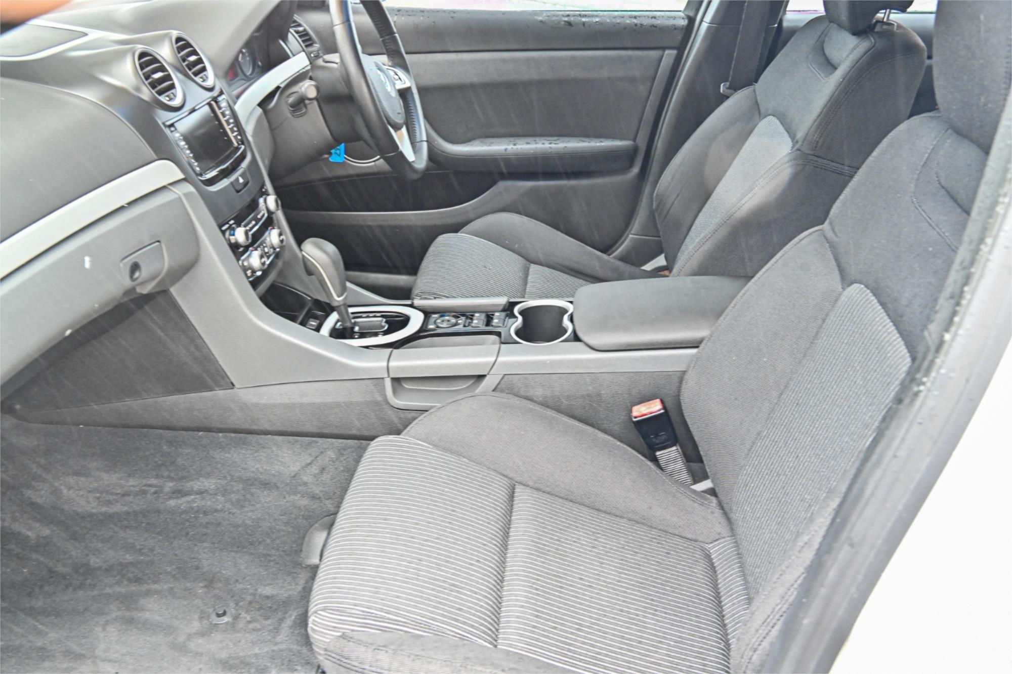 2011 HOLDEN COMMODORE VE II MY12 SV6 6 SP AUTOMATIC 4D SEDAN