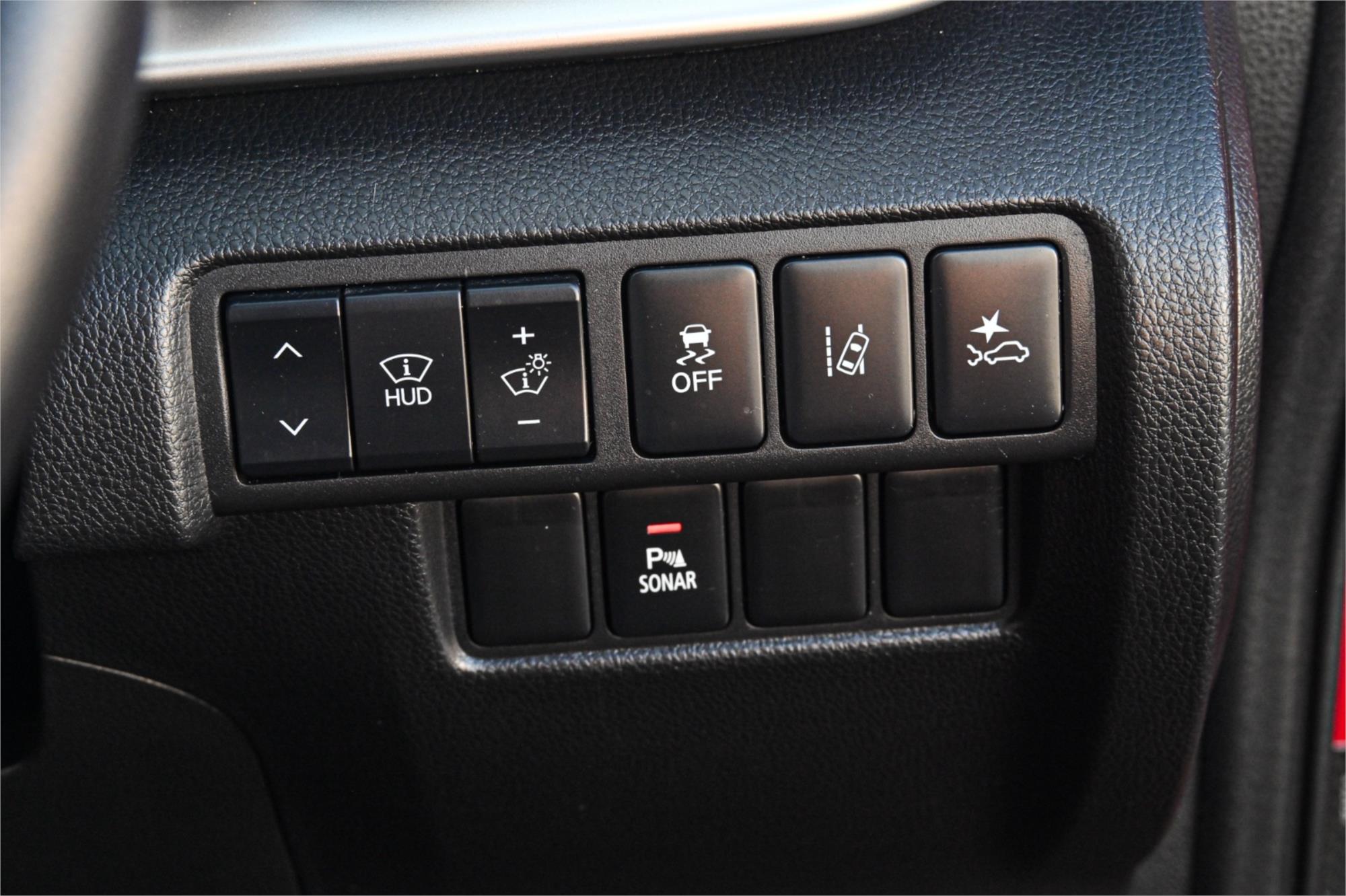 2018 MITSUBISHI ECLIPSE CROSS YA EXCEED (2WD) CONTINUOUS VARIABLE 4D WAGON