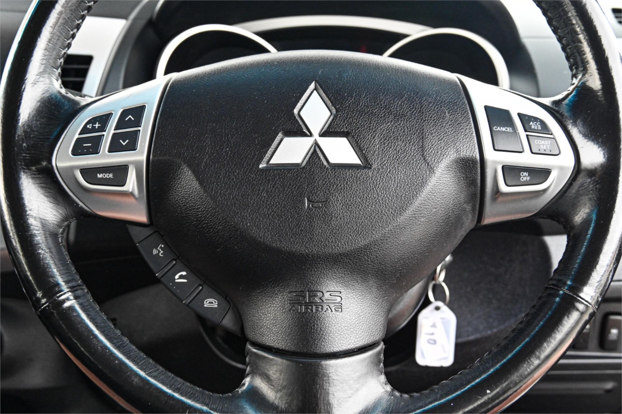 2011 MITSUBISHI OUTLANDER ZH MY11 LS (FWD) CVT AUTO 6 SP SEQUENTIAL 4D WAGON