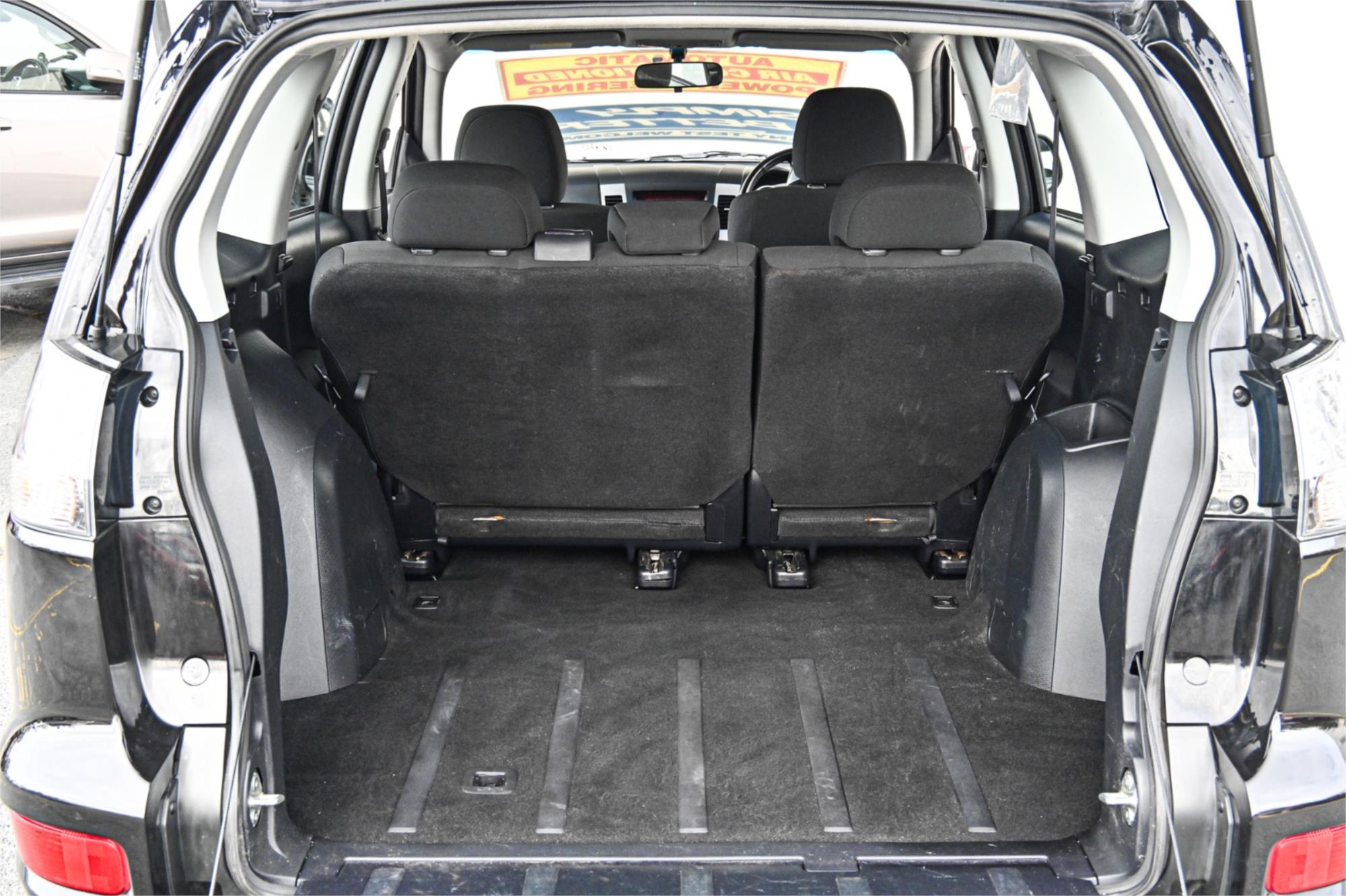 2011 MITSUBISHI OUTLANDER ZH MY11 LS (FWD) CVT AUTO 6 SP SEQUENTIAL 4D WAGON