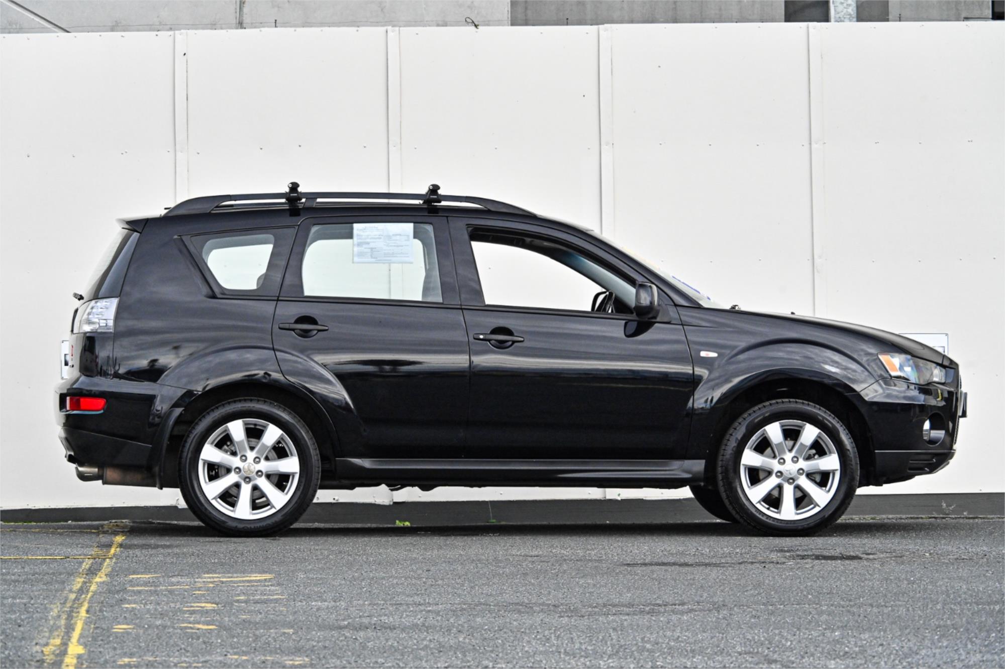 2011 MITSUBISHI OUTLANDER ZH MY11 LS (FWD) CVT AUTO 6 SP SEQUENTIAL 4D WAGON