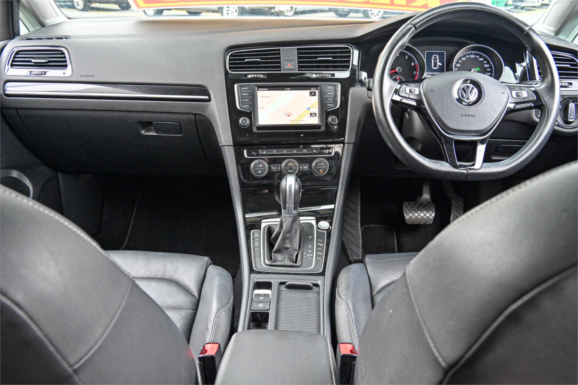 2016 VOLKSWAGEN GOLF AU MY16 110 TSI HIGHLINE 7 SP AUTO DIRECT SHIFT 5D HATCHBACK