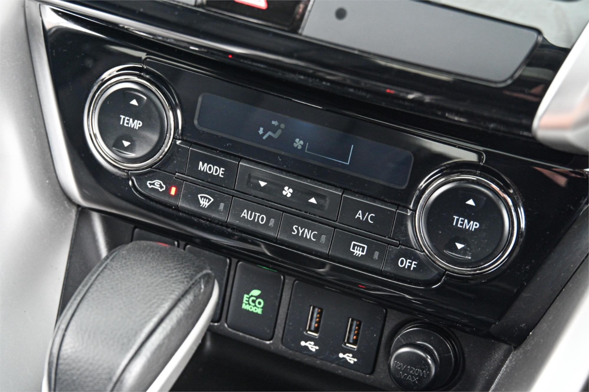 2017 MITSUBISHI ECLIPSE CROSS YA EXCEED (2WD) CONTINUOUS VARIABLE 4D WAGON