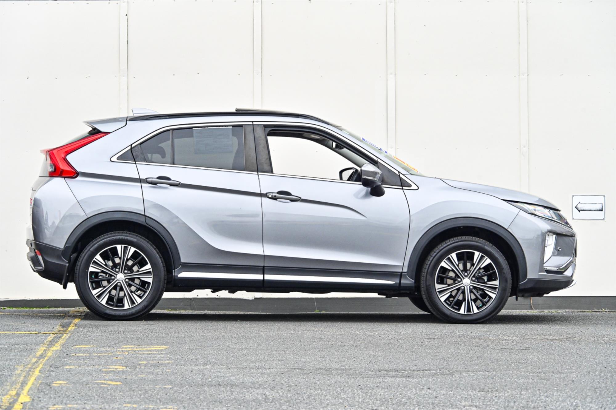 2017 MITSUBISHI ECLIPSE CROSS YA EXCEED (2WD) CONTINUOUS VARIABLE 4D WAGON
