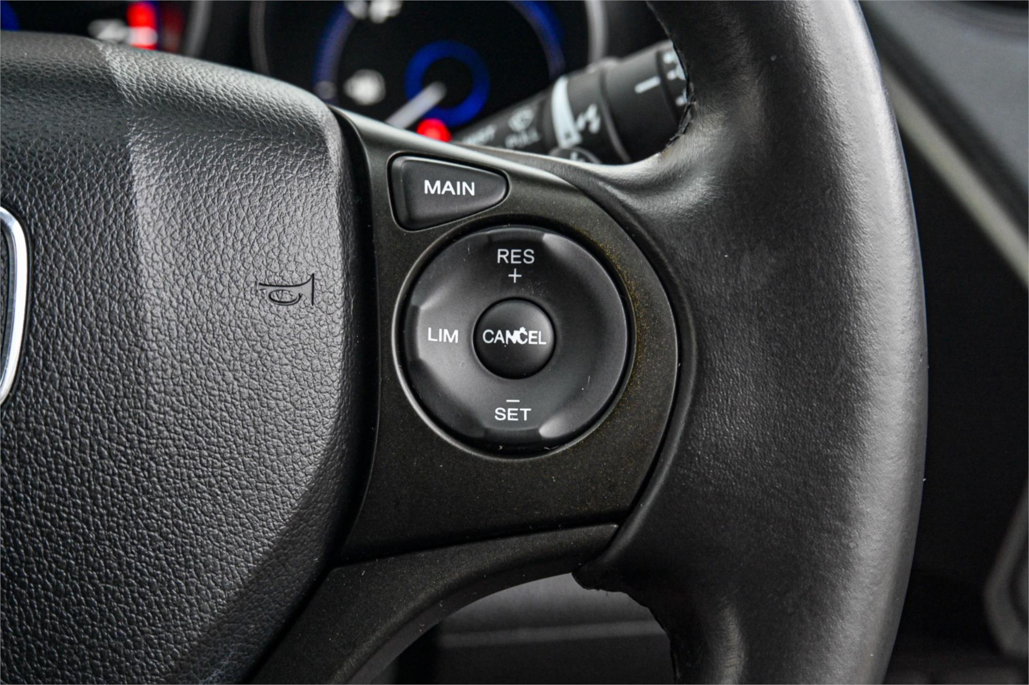 2013 HONDA CIVIC FK MY13 VTi-L 5 SP AUTOMATIC 5D HATCHBACK