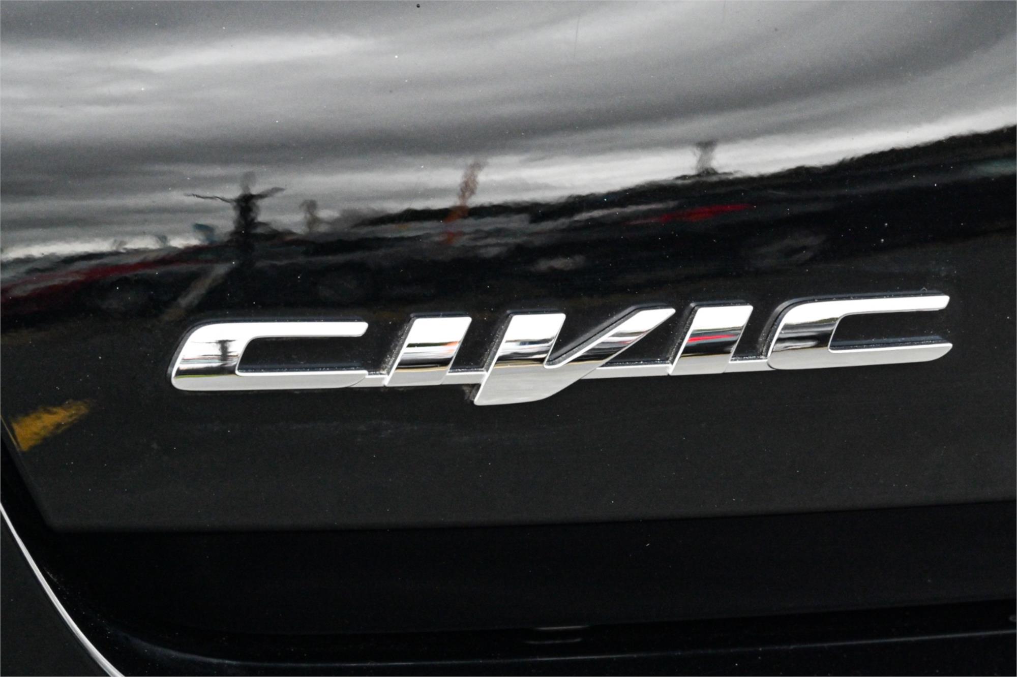 2013 HONDA CIVIC FK MY13 VTi-L 5 SP AUTOMATIC 5D HATCHBACK