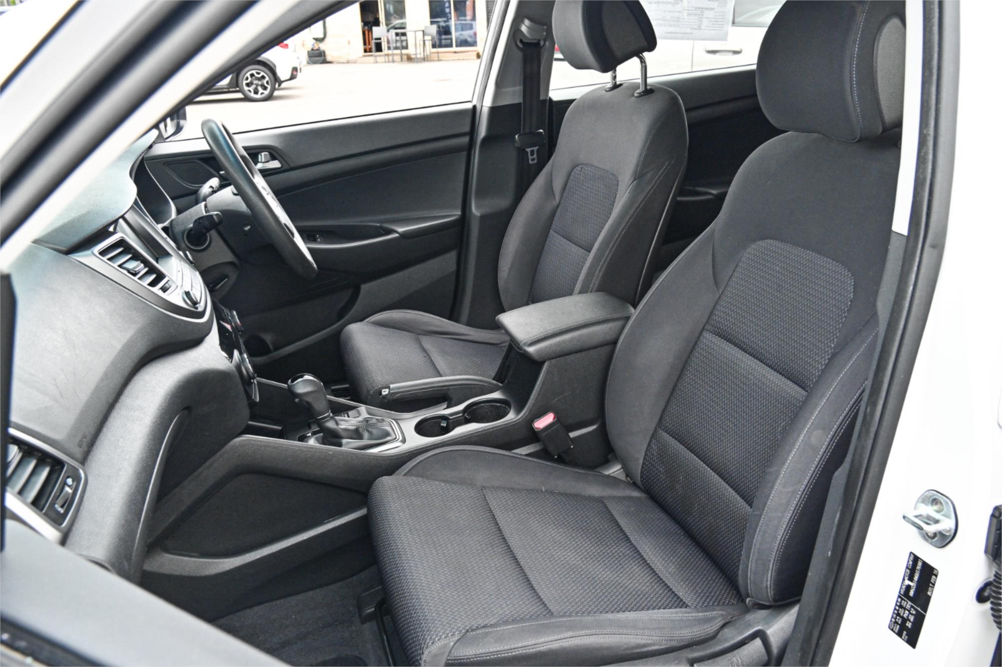 2016 HYUNDAI TUCSON TL ACTIVE (FWD) 6 SP MANUAL 4D WAGON