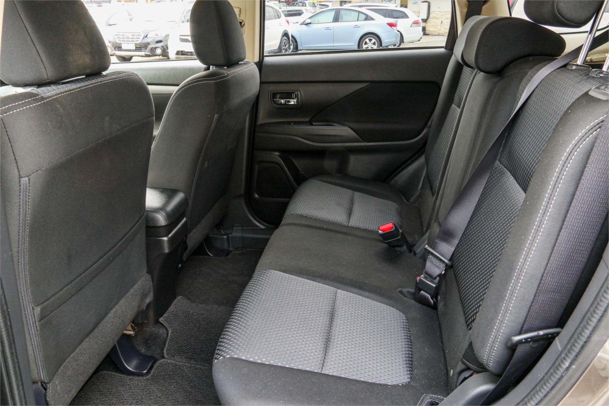 2016 MITSUBISHI OUTLANDER ZK MY16 XLS (4x4) CONTINUOUS VARIABLE 4D WAGON