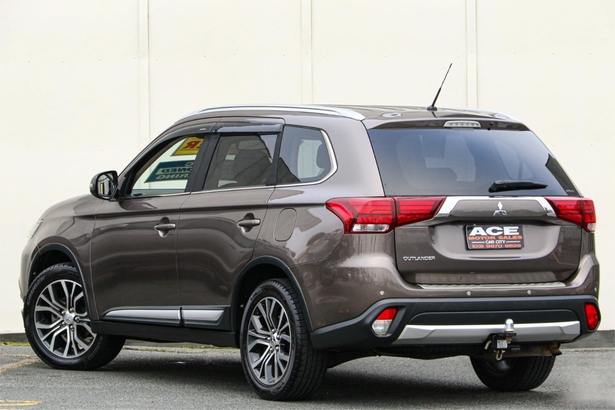 2016 MITSUBISHI OUTLANDER ZK MY16 XLS (4x4) CONTINUOUS VARIABLE 4D WAGON