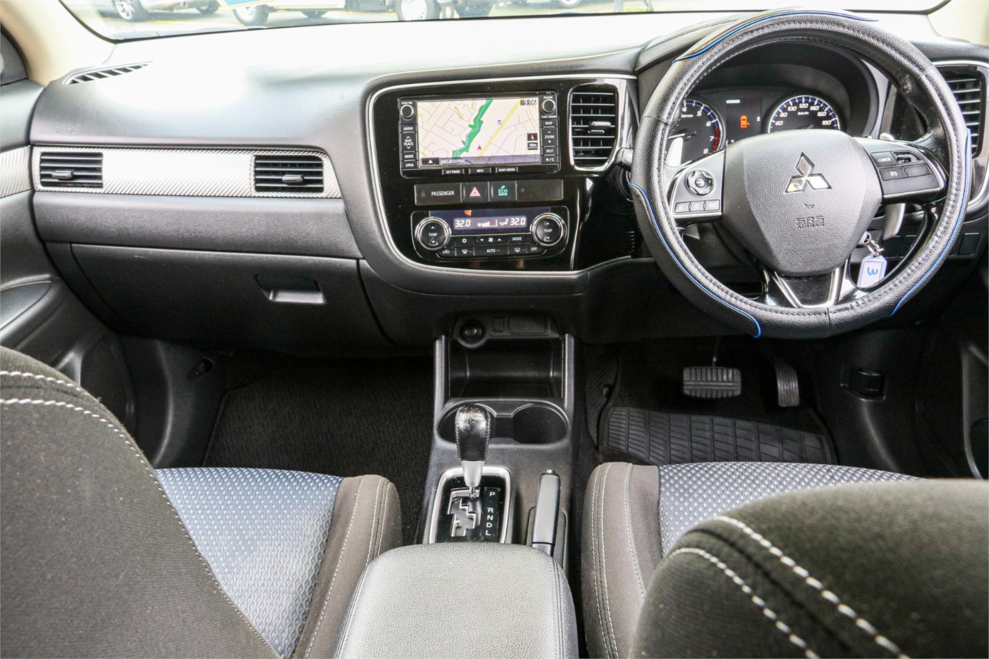 2016 MITSUBISHI OUTLANDER ZK MY16 XLS (4x4) CONTINUOUS VARIABLE 4D WAGON