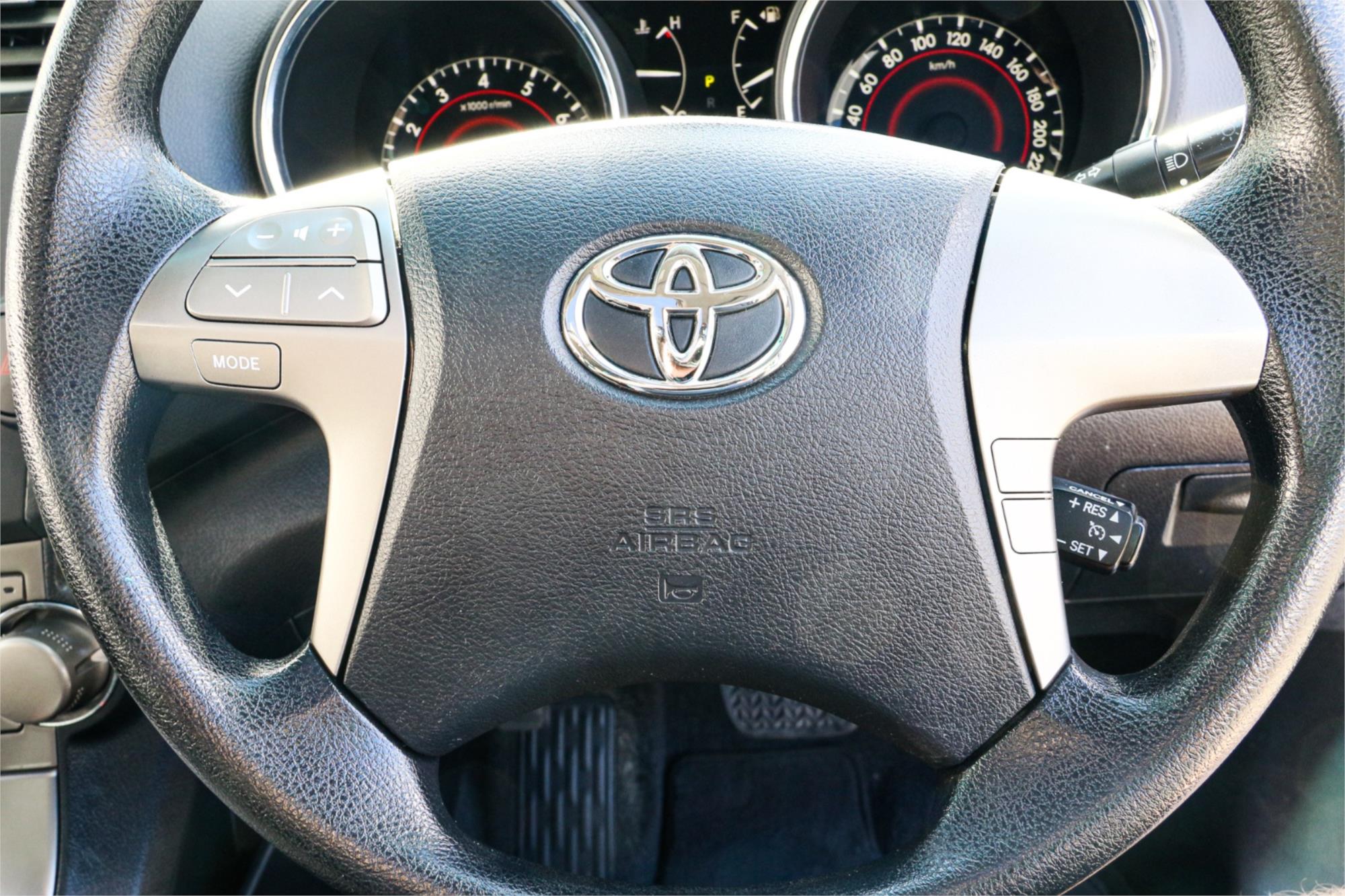 2010 TOYOTA KLUGER GSU45R ALTITUDE (4x4) 7 SEAT 5 SP AUTOMATIC 4D WAGON