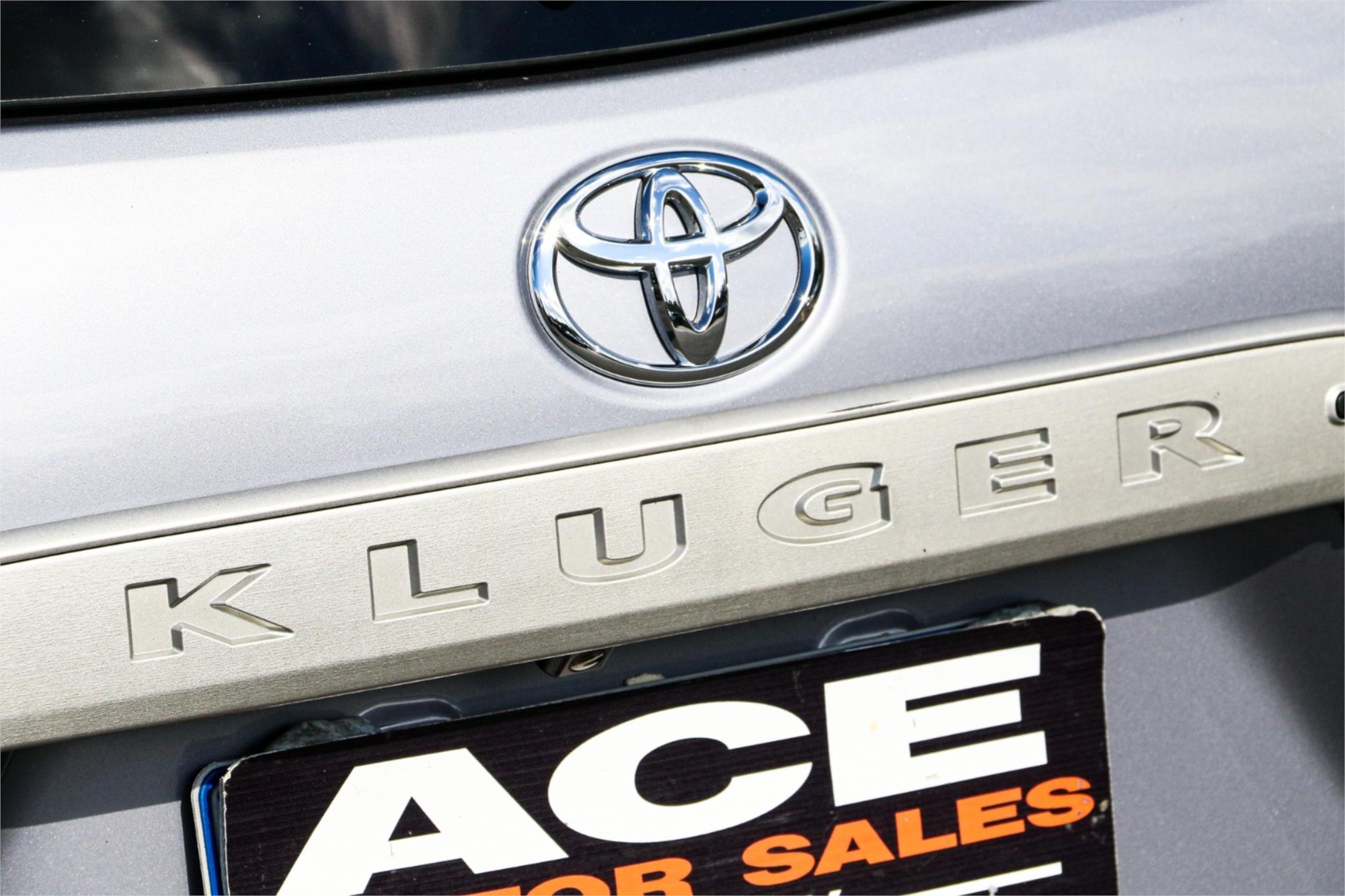 2010 TOYOTA KLUGER GSU45R ALTITUDE (4x4) 7 SEAT 5 SP AUTOMATIC 4D WAGON