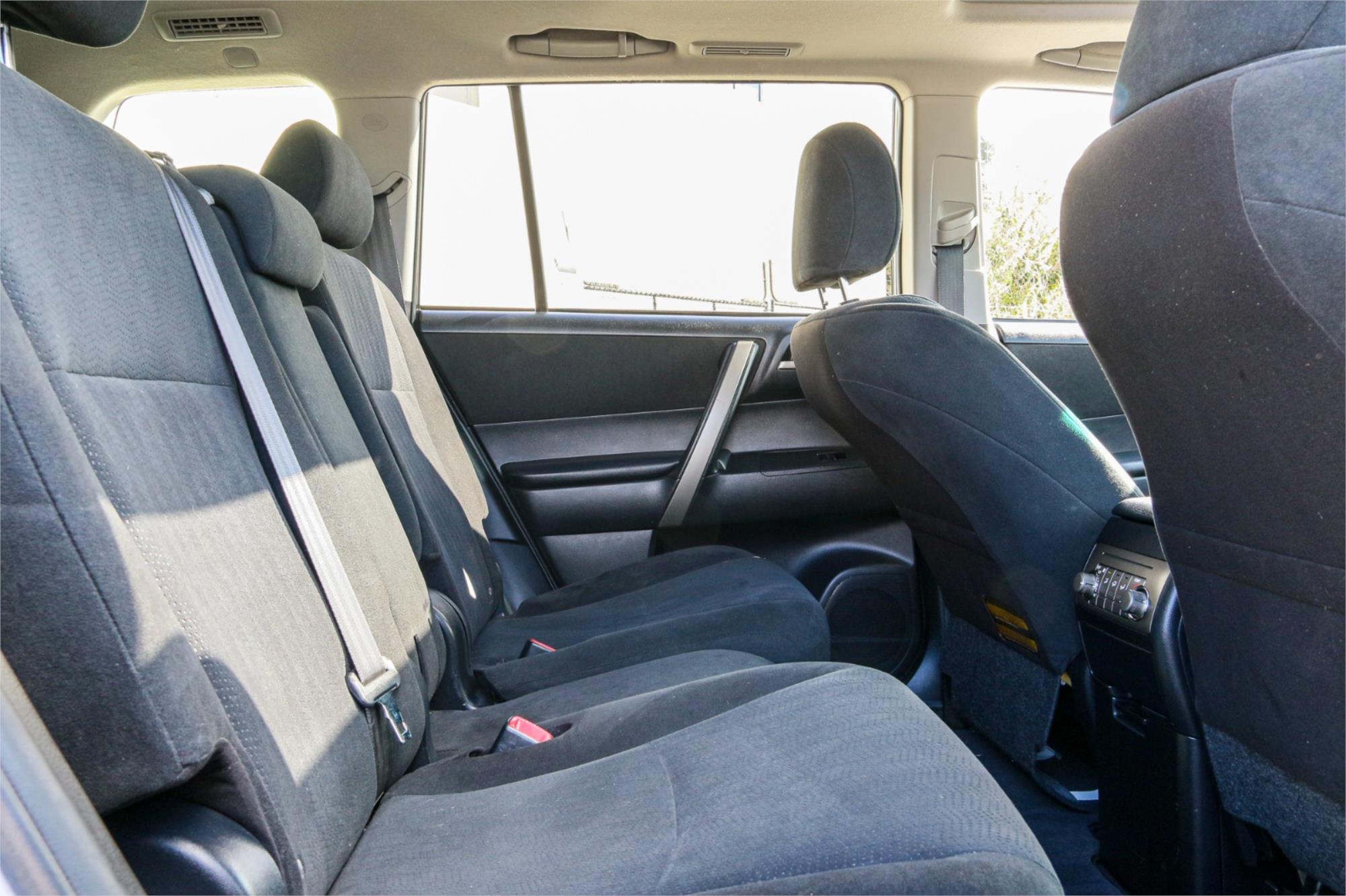 2010 TOYOTA KLUGER GSU45R ALTITUDE (4x4) 7 SEAT 5 SP AUTOMATIC 4D WAGON