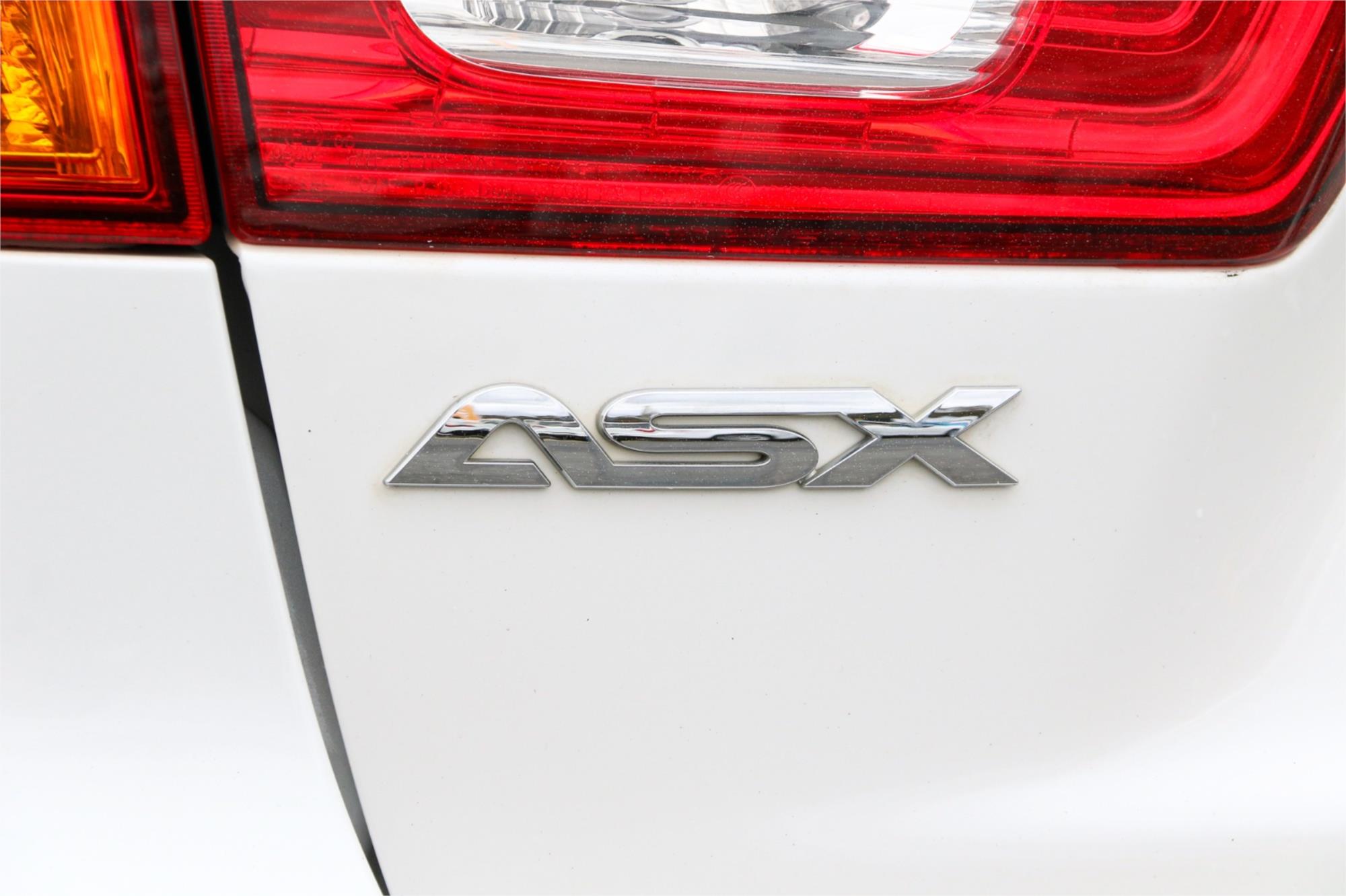 2017 MITSUBISHI ASX XC MY17 LS (2WD) CONTINUOUS VARIABLE 4D WAGON
