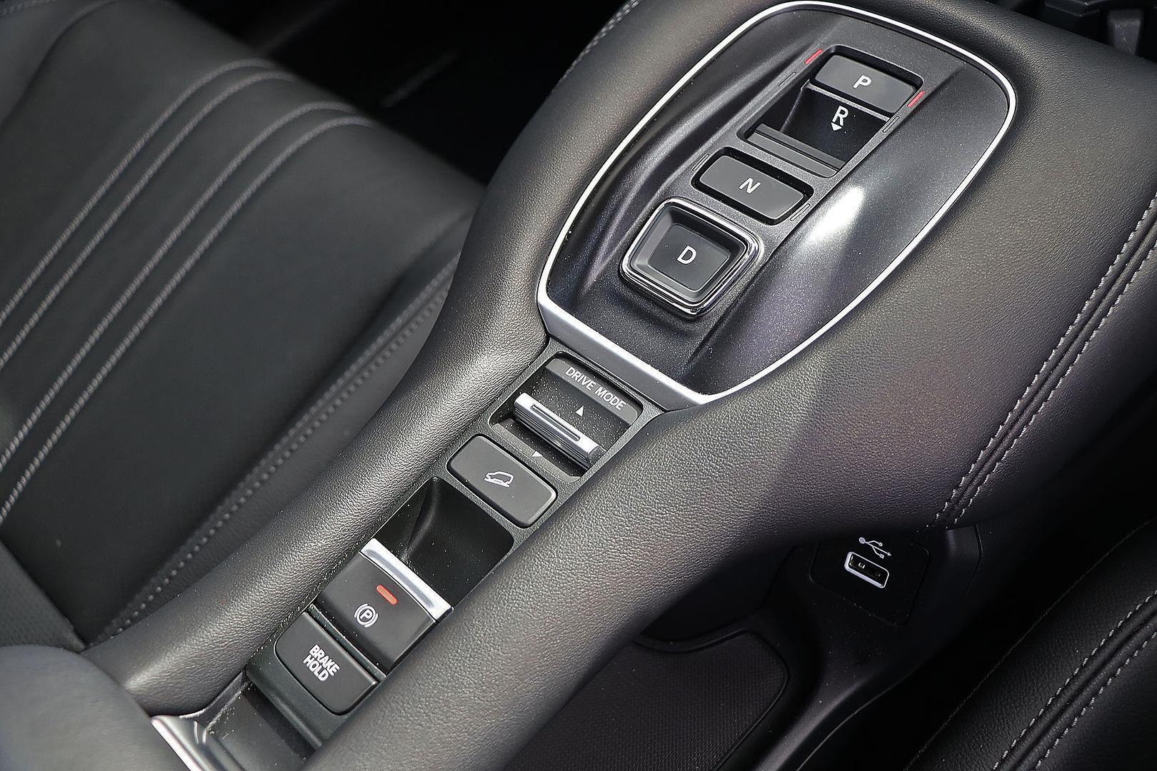 2024 HONDA ZR-V RZ E:HEV LX CONSTANTLY VARIABLE TRANSMISSION SUV