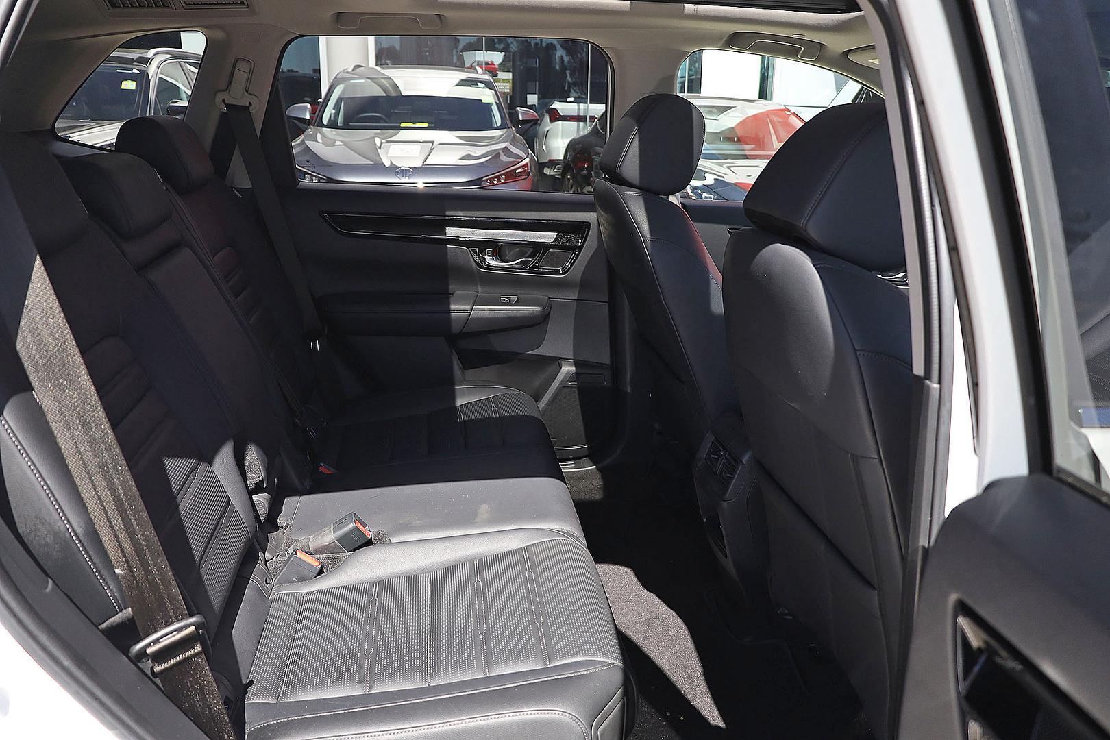 2023 HONDA CR-V MY22 VTi L7 (2WD) 7 SEATS CONTINUOUS VARIABLE 4D WAGON
