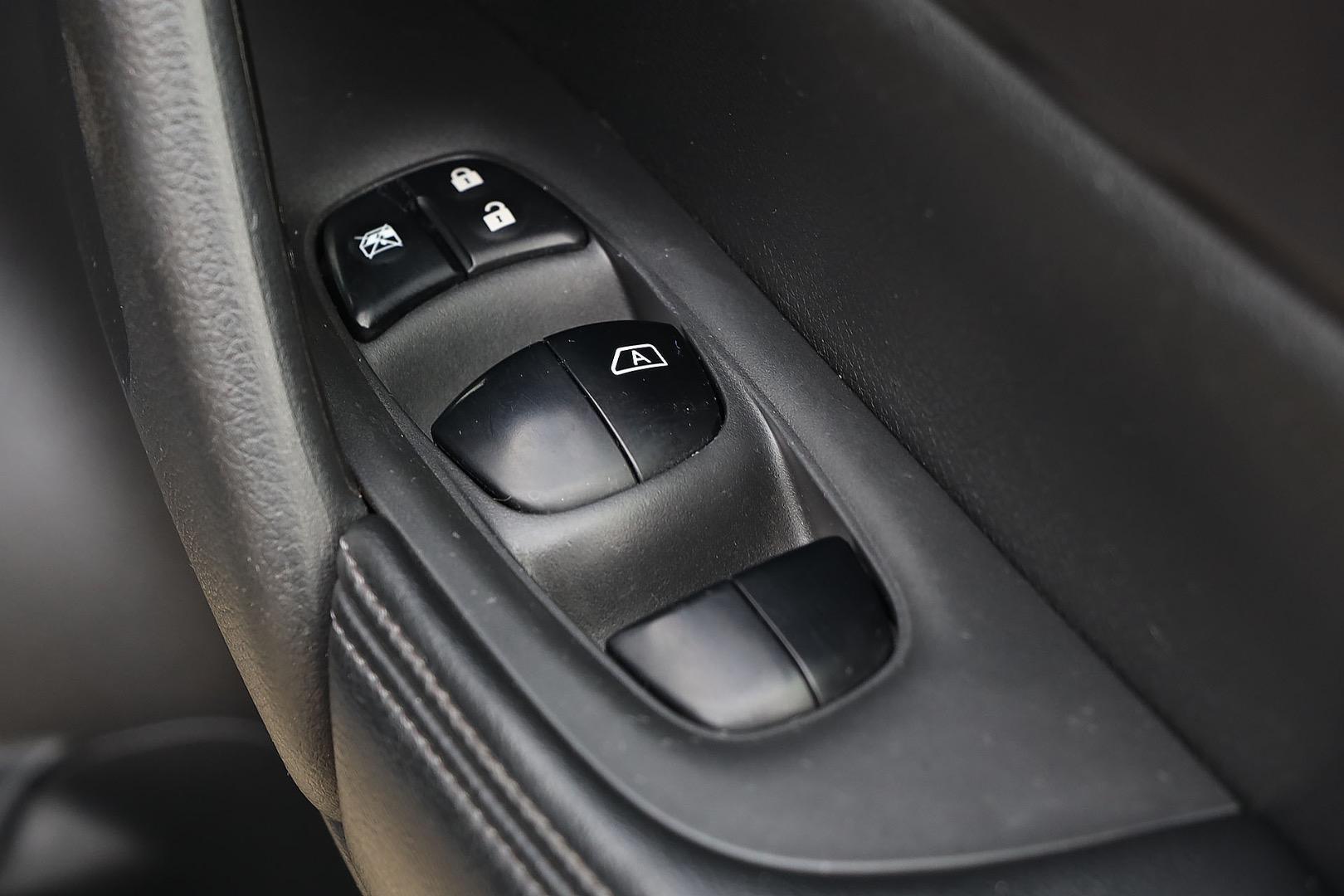 2016 NISSAN X-TRAIL T32 ST CONSTANTLY VARIABLE TRANSMISSION SUV