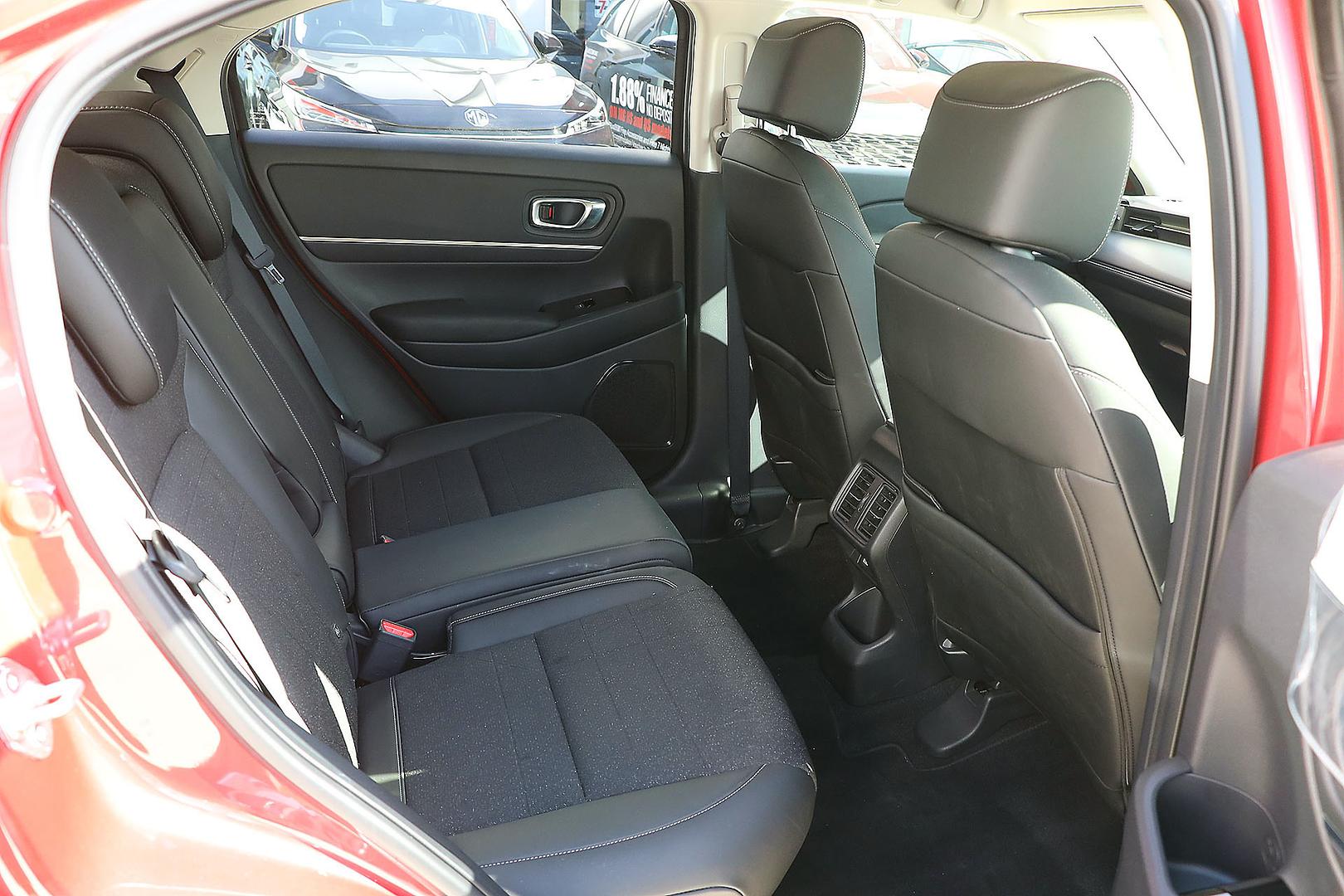 2024 HONDA HR-V E:HEV L CONSTANTLY VARIABLE TRANSMISSION SUV